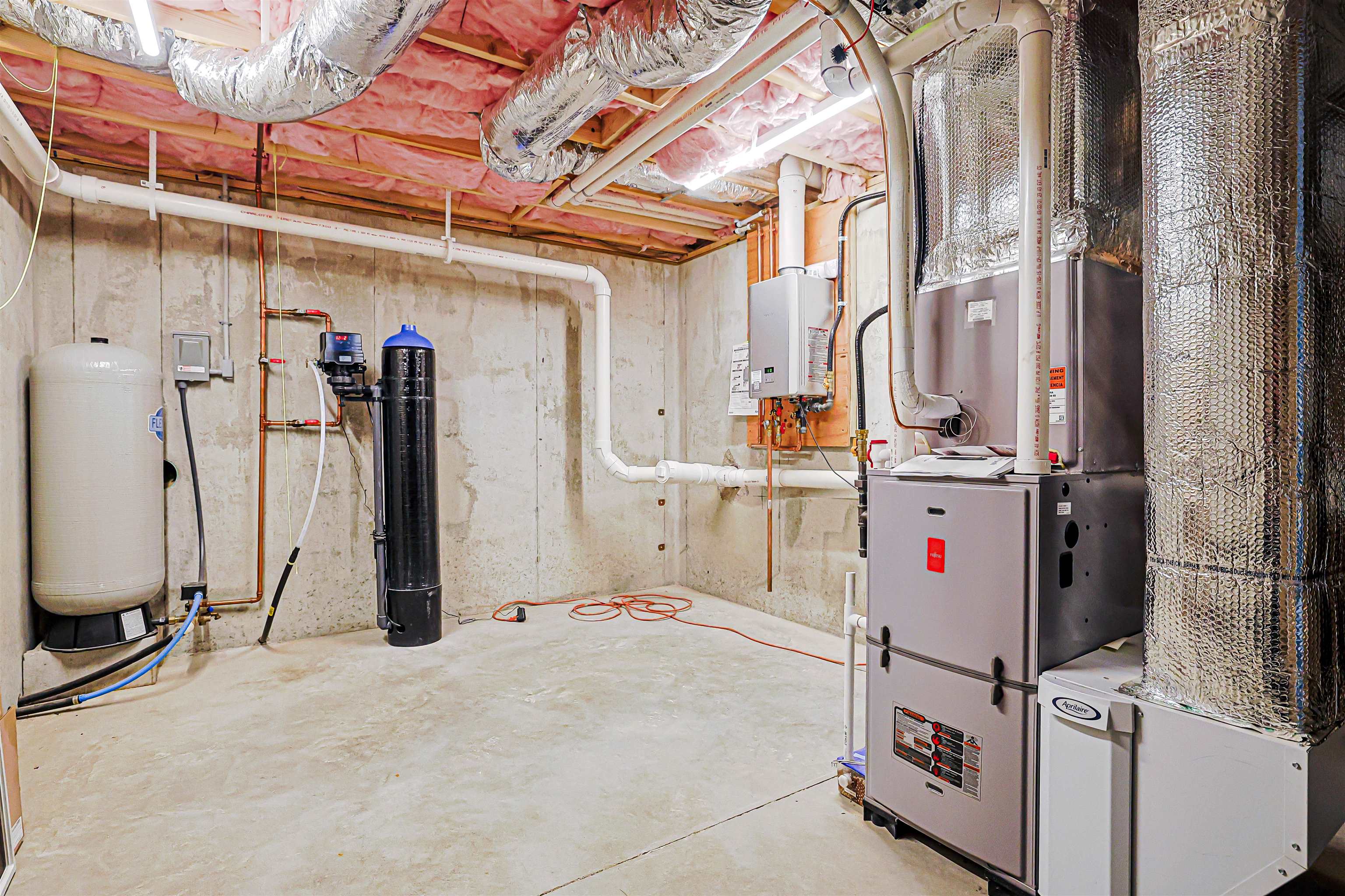 1239 Center St, Wolfeboro, NH 03894