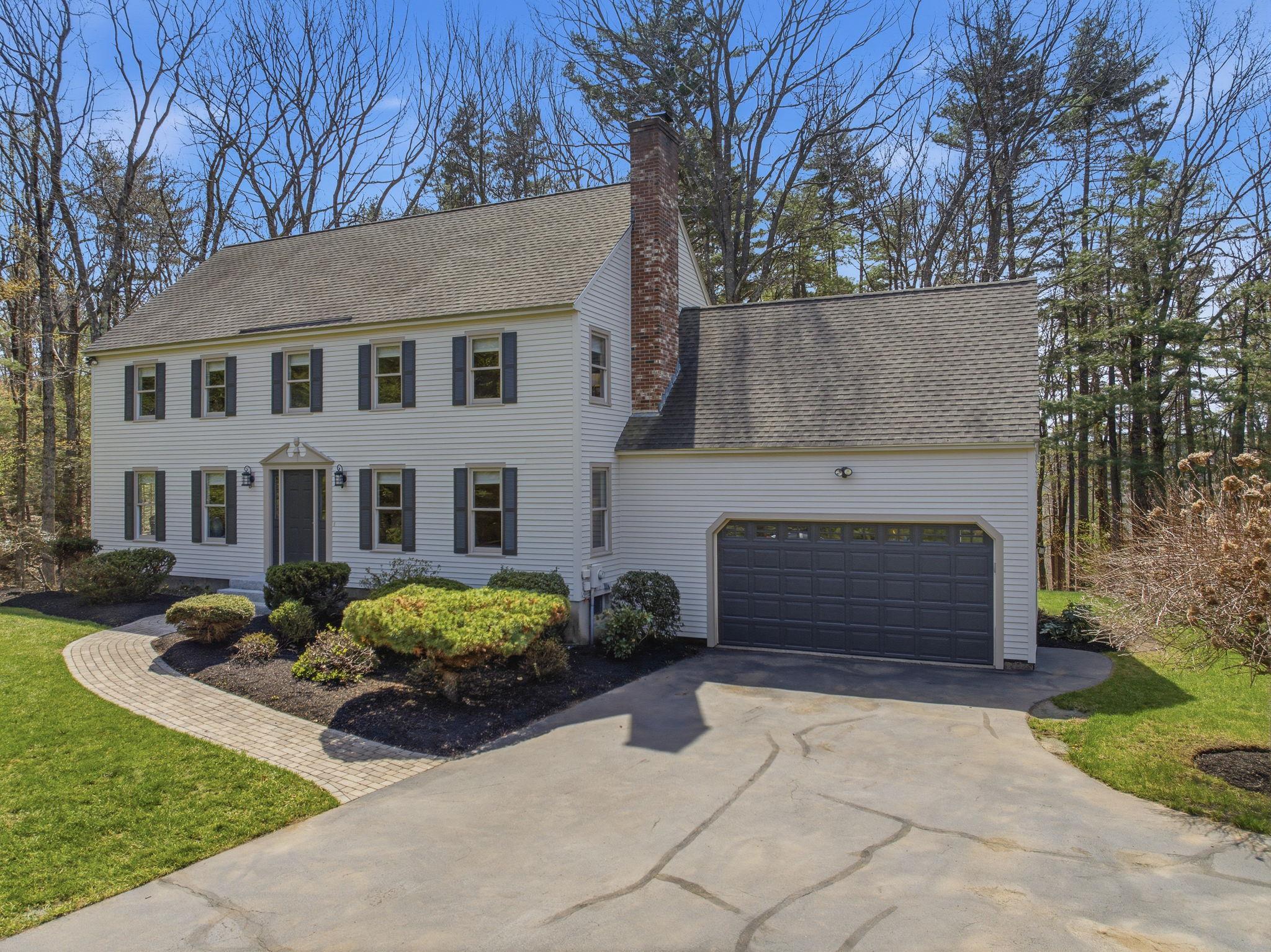 25 Buttonwood Dr, Derry, NH 03038