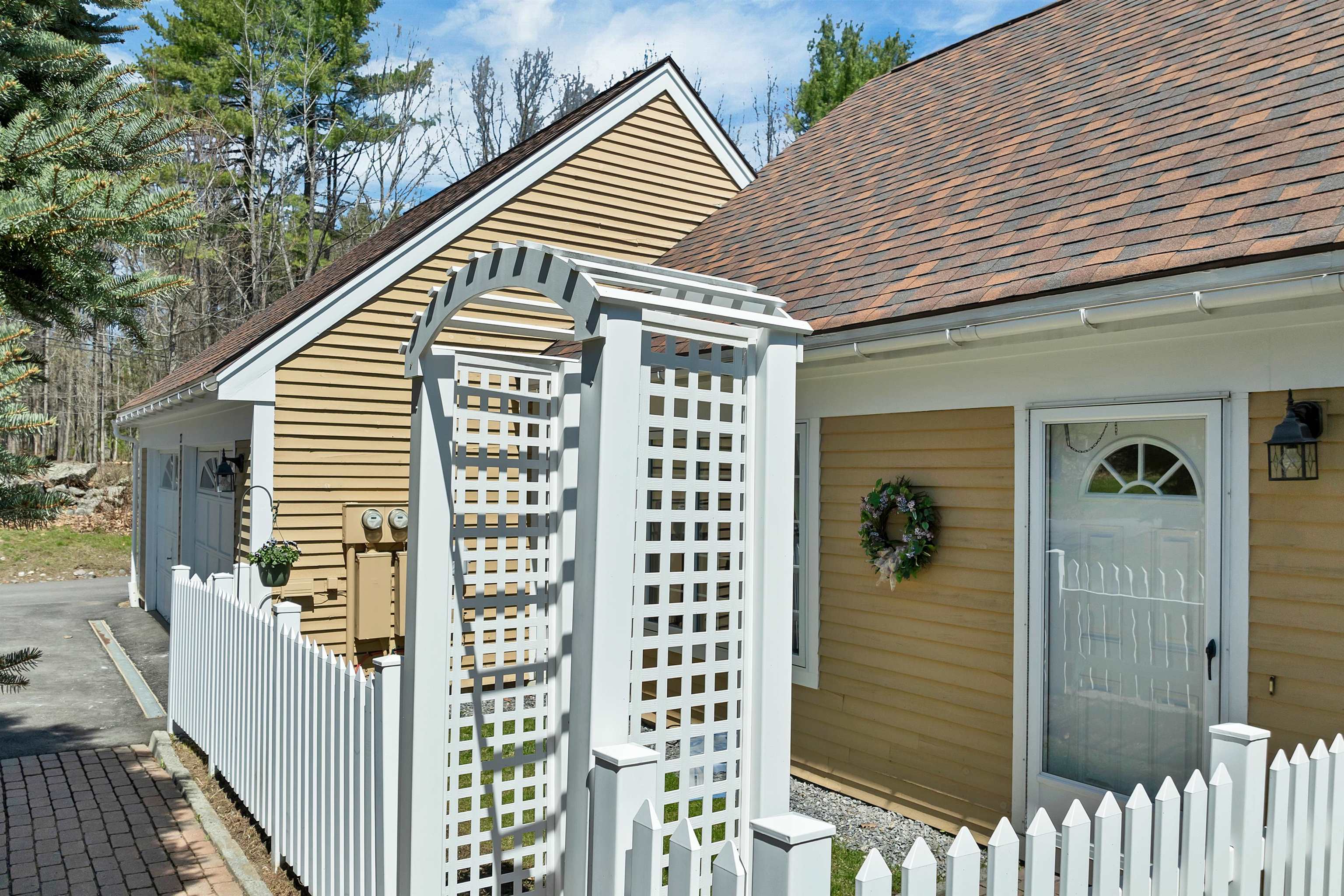 27 Harvest Lane — photo 3