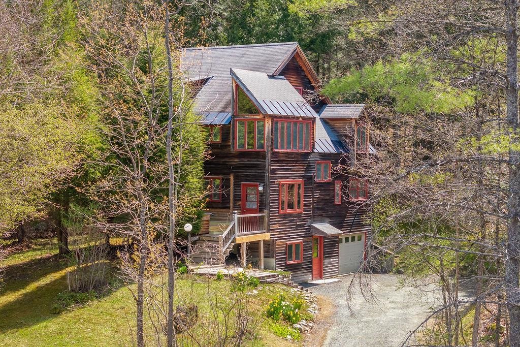 20 Haskins Rd, Hanover, NH 03755