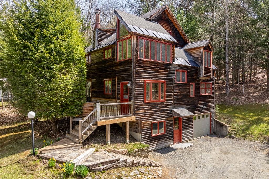 20 Haskins Rd, Hanover, NH 03755