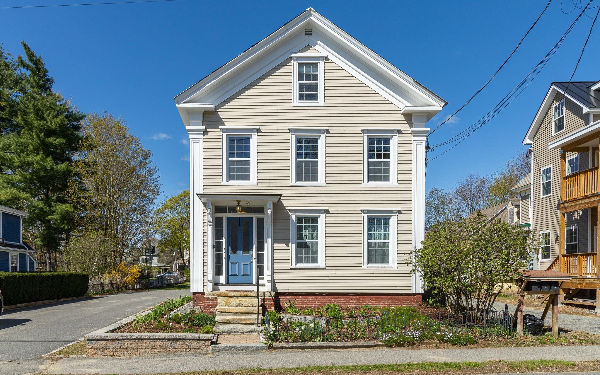 84 Elm St, Keene, NH 03431