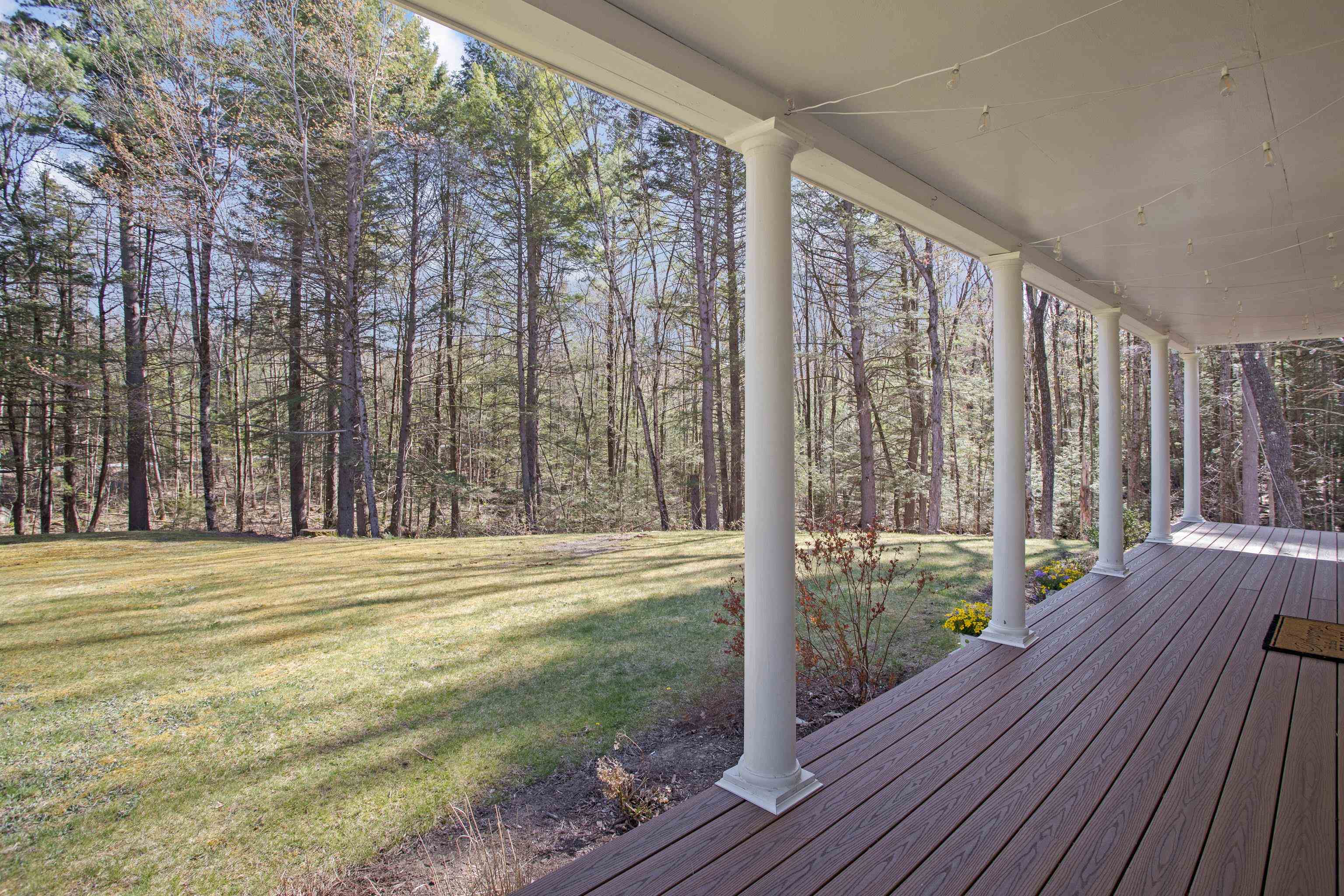 16 Timmins Rd, Bow, NH 03304