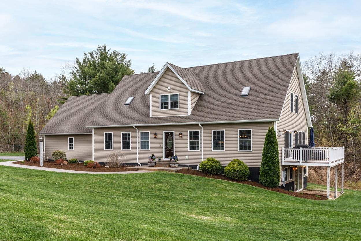 23 Sun Lake Dr, Belmont, NH 03220