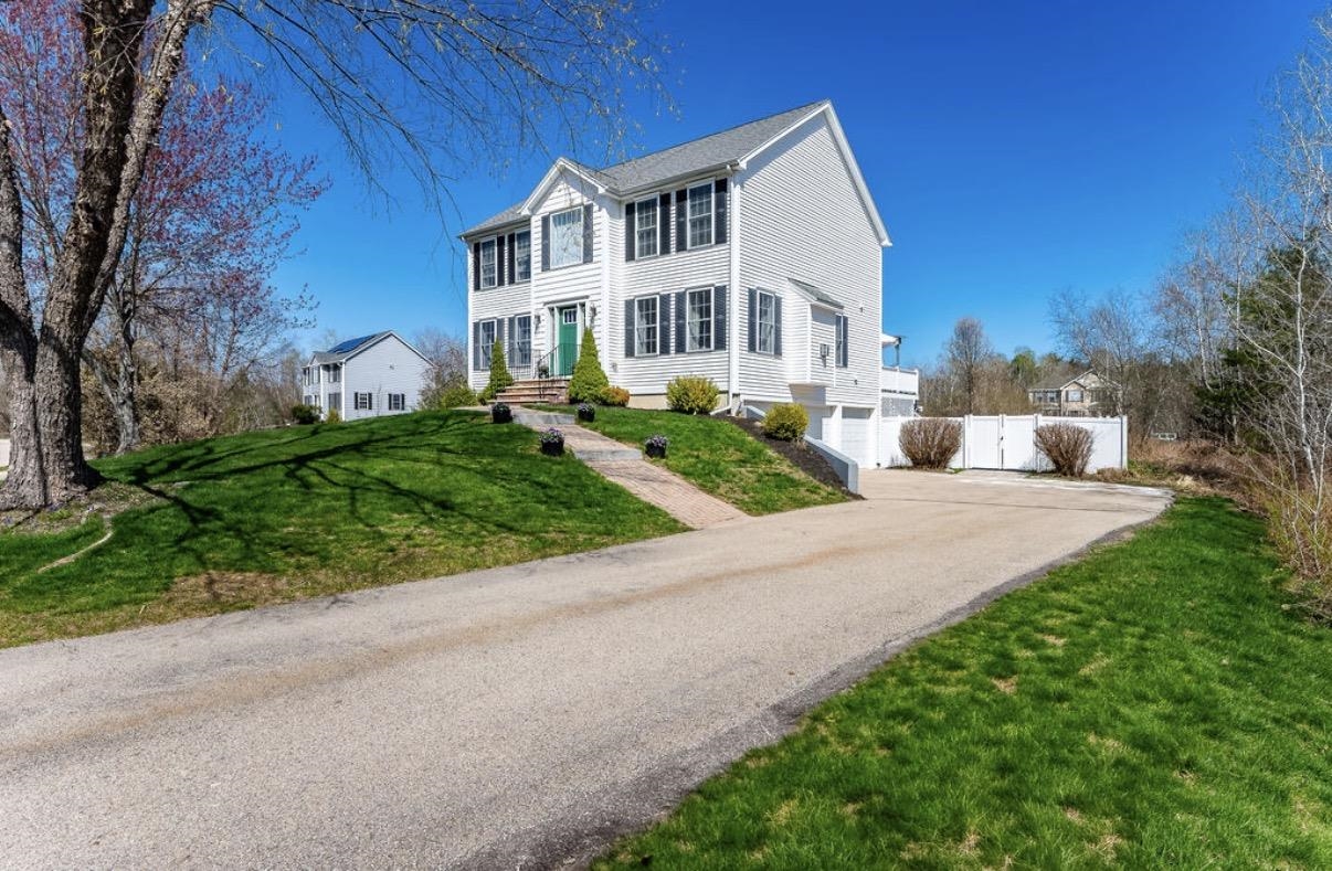 37 Ezras Way, Dover, NH 03820