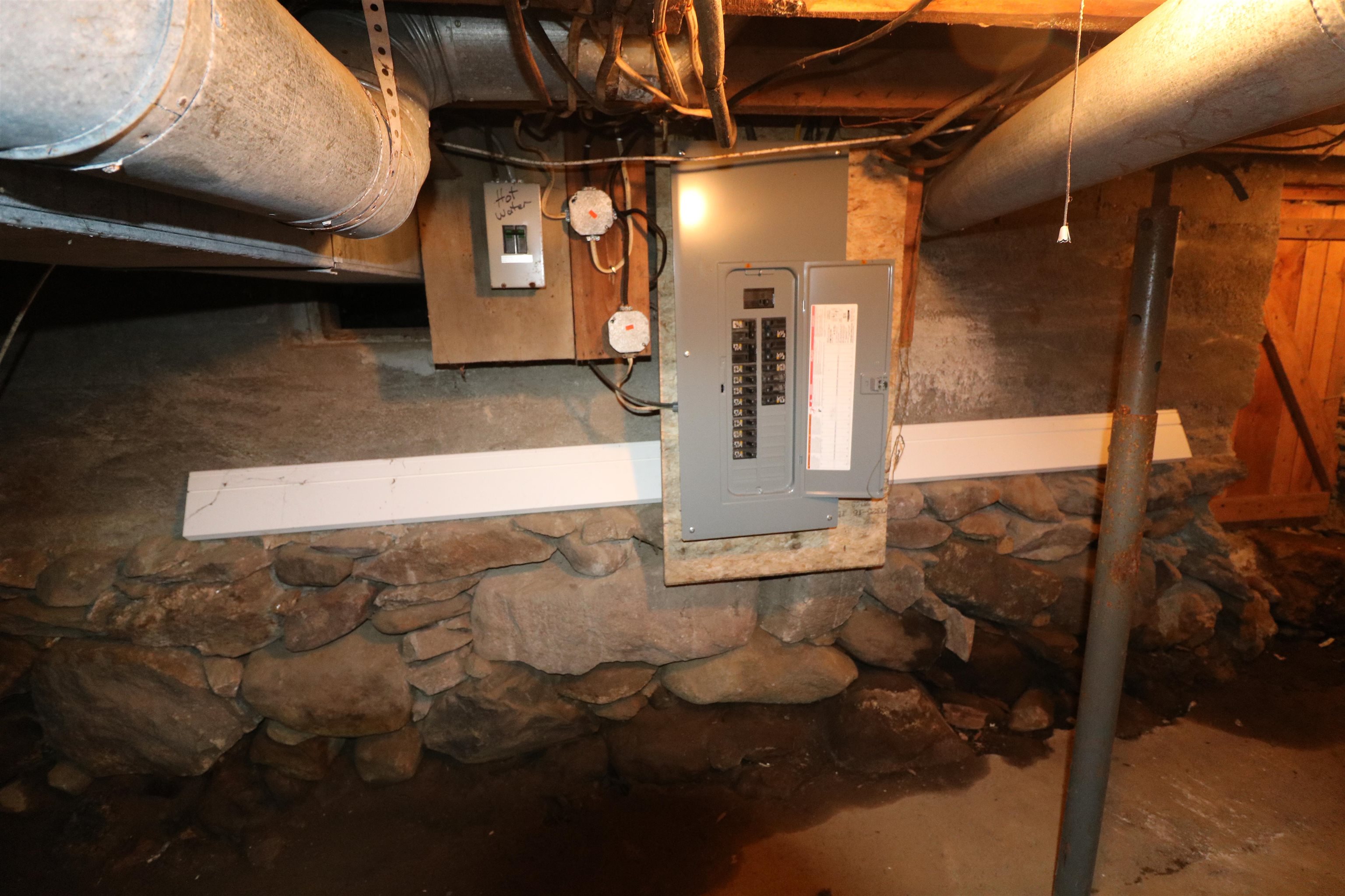 73 North St, Jaffrey, NH 03452