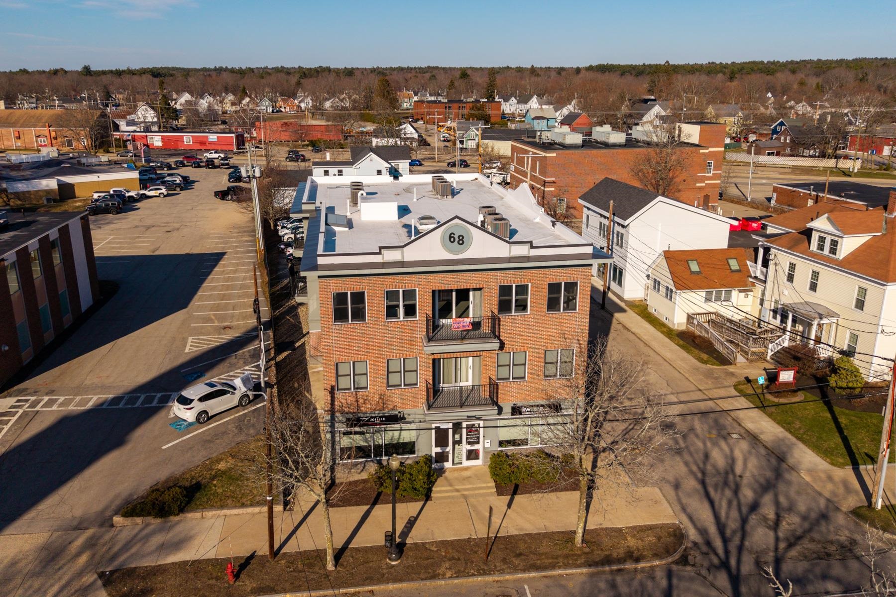 68 South Main St, Rochester, NH 03867