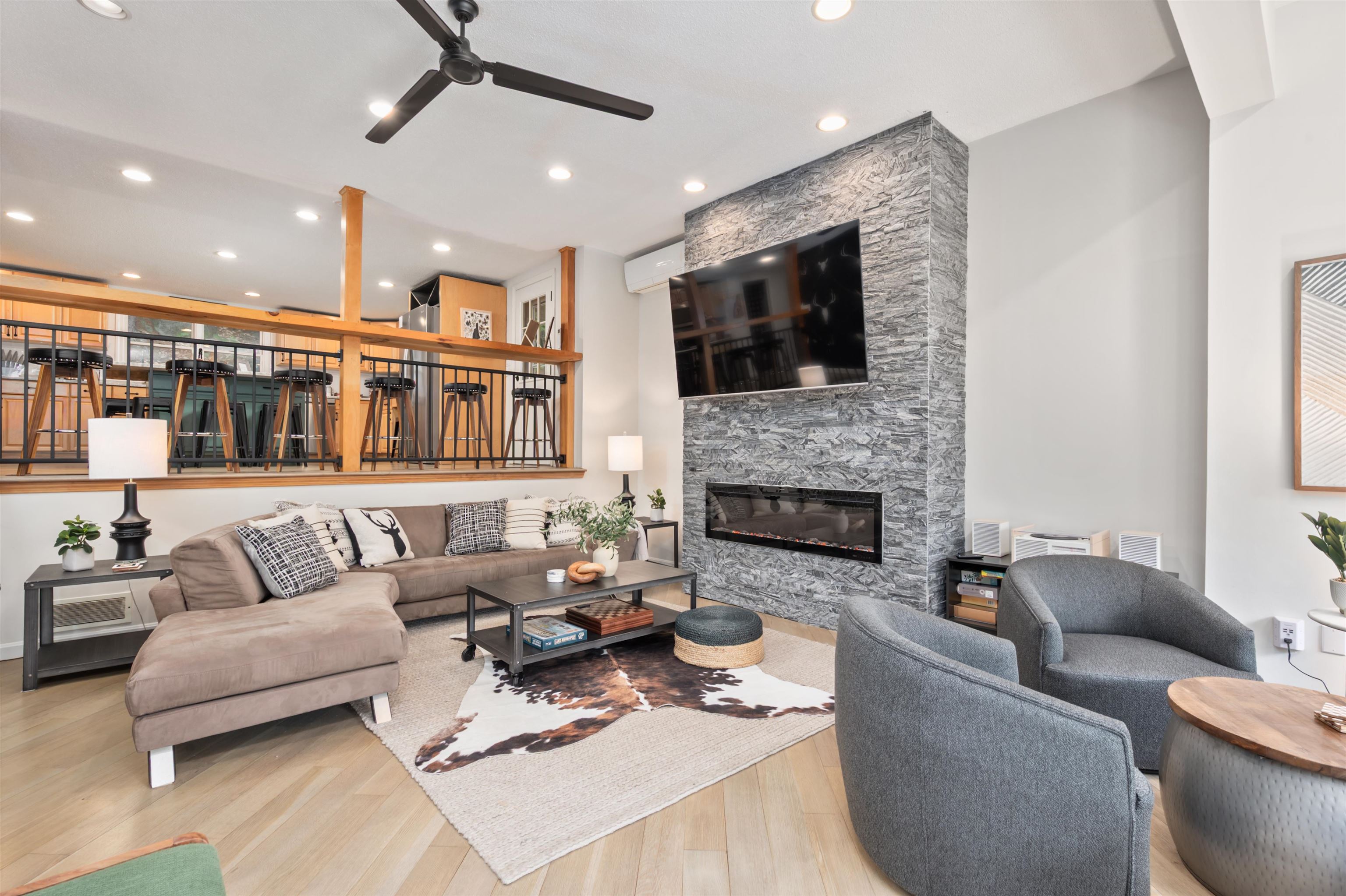 56 Old Hubbard Rd, Meredith, NH 03253