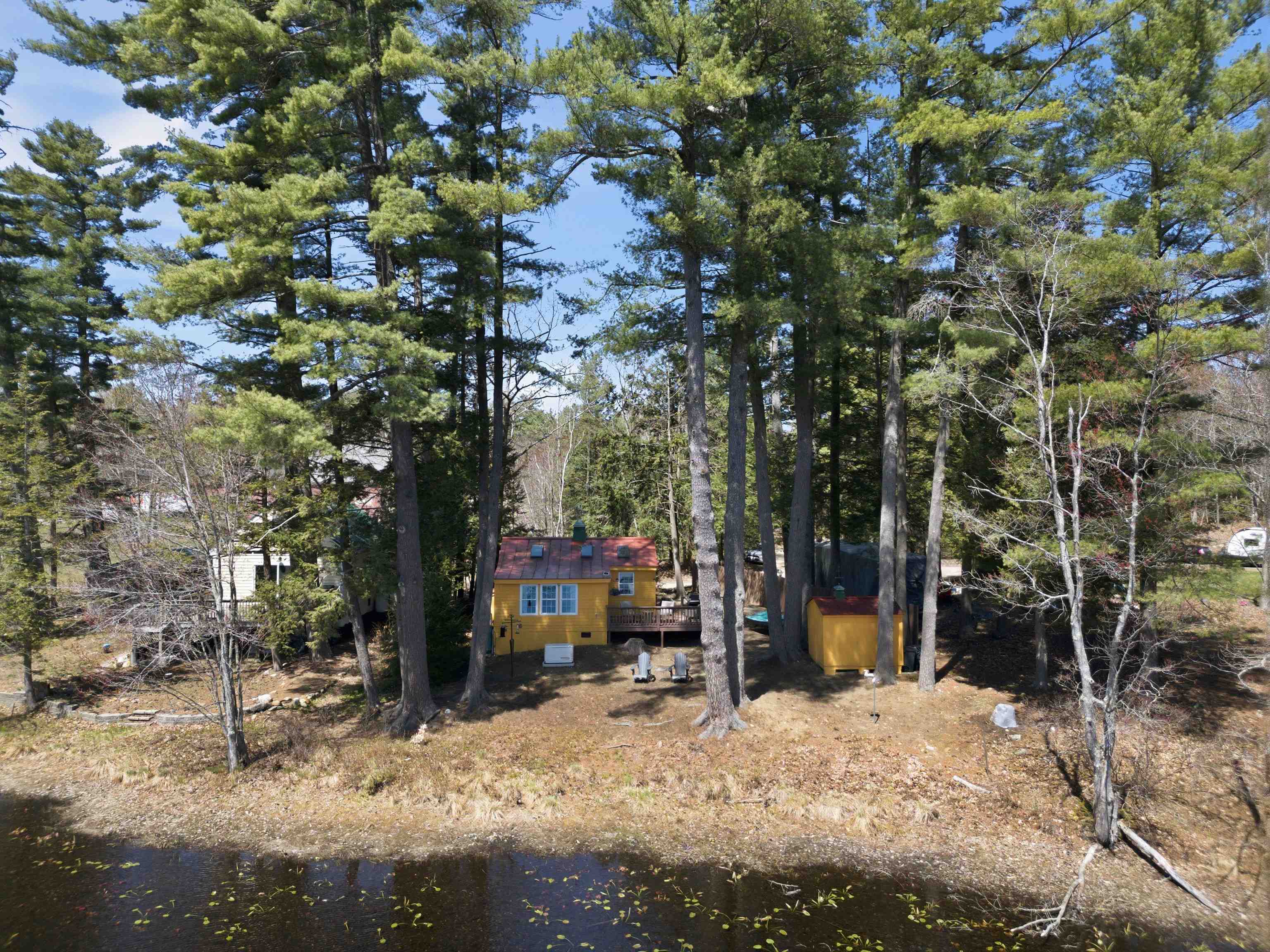 18 Holt Dr, Deerfield, NH 03037