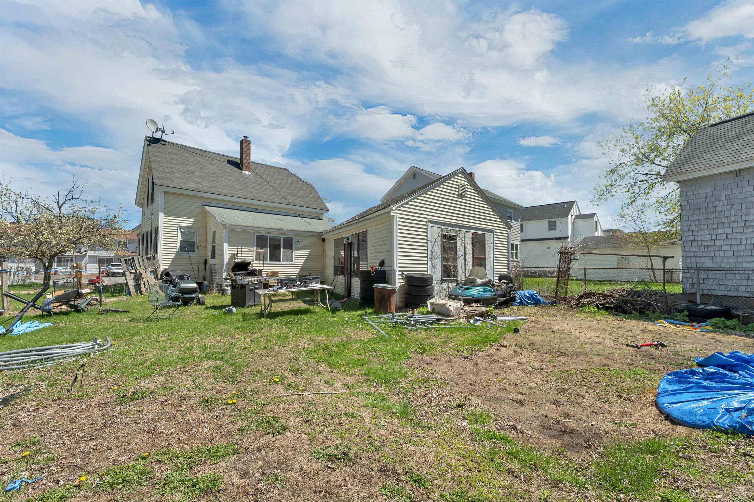 1B Balcom St, Nashua, NH 03060