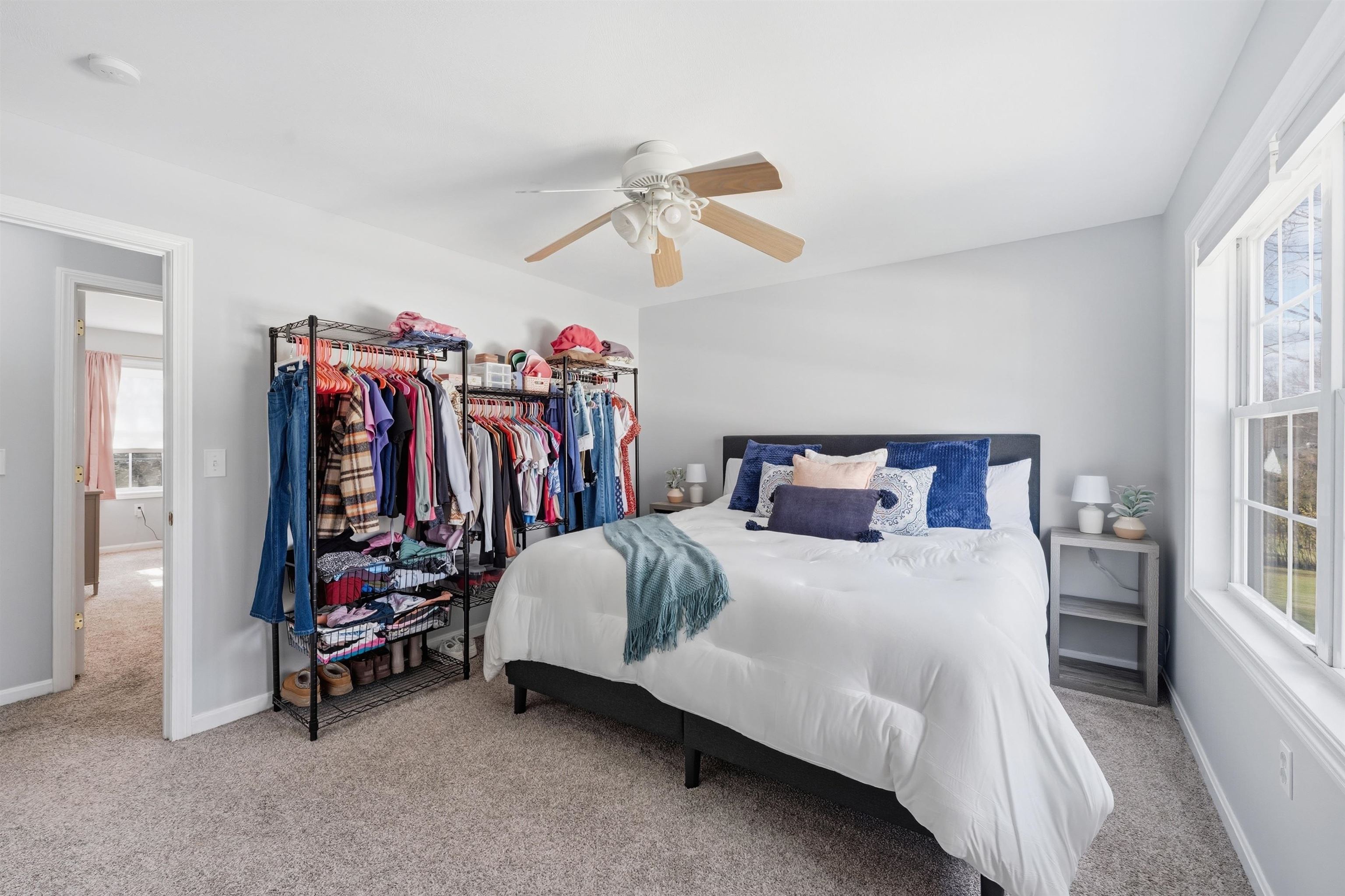 157 Mission Ave, Manchester, NH 03104