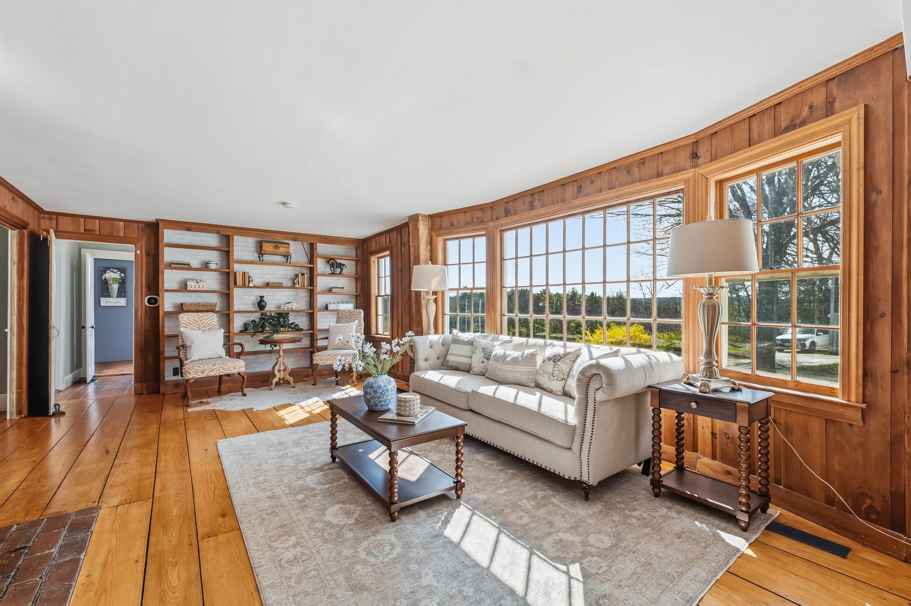 255 John Tasker Rd, Barnstead, NH 03218-3581