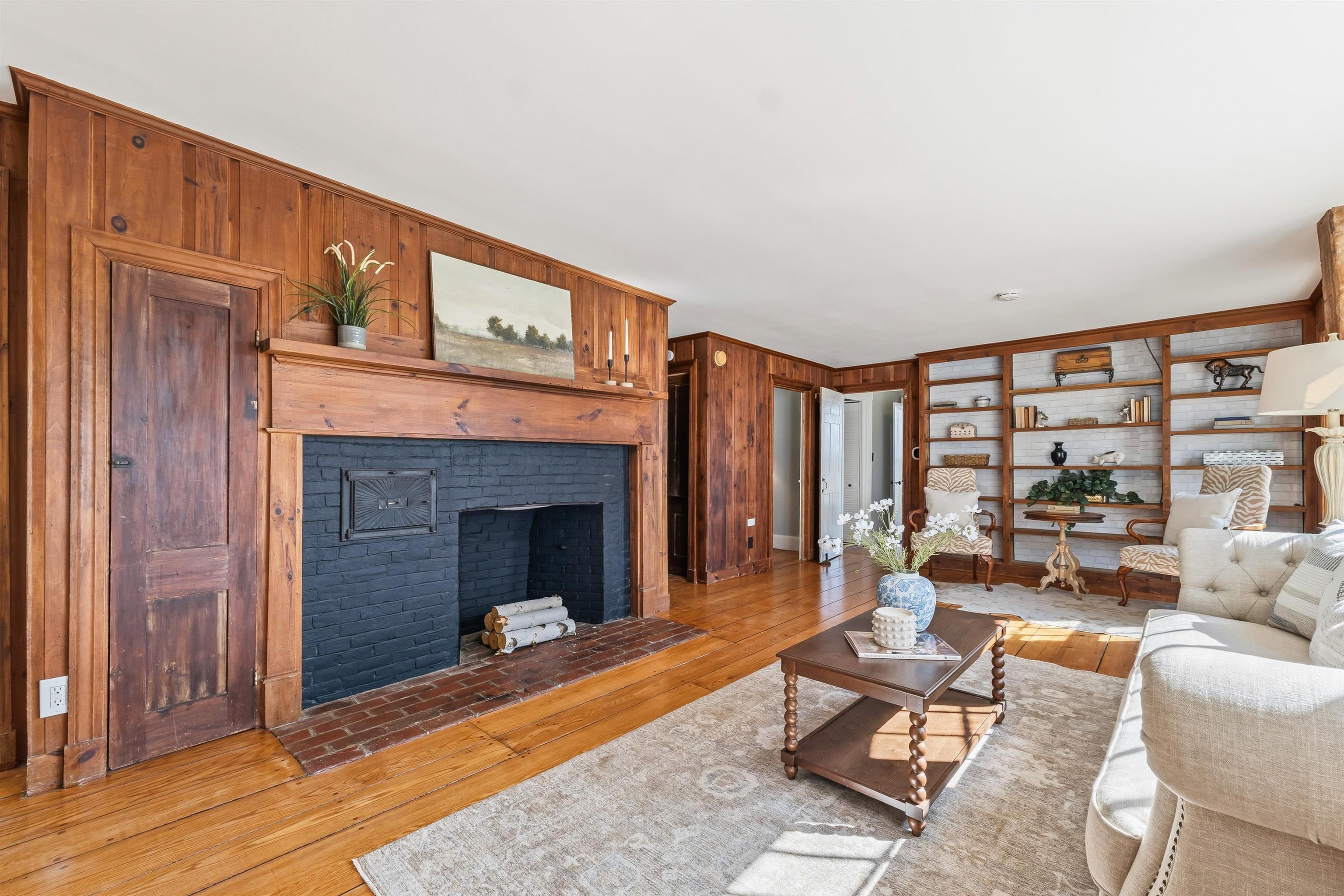 255 John Tasker Rd, Barnstead, NH 03218-3581
