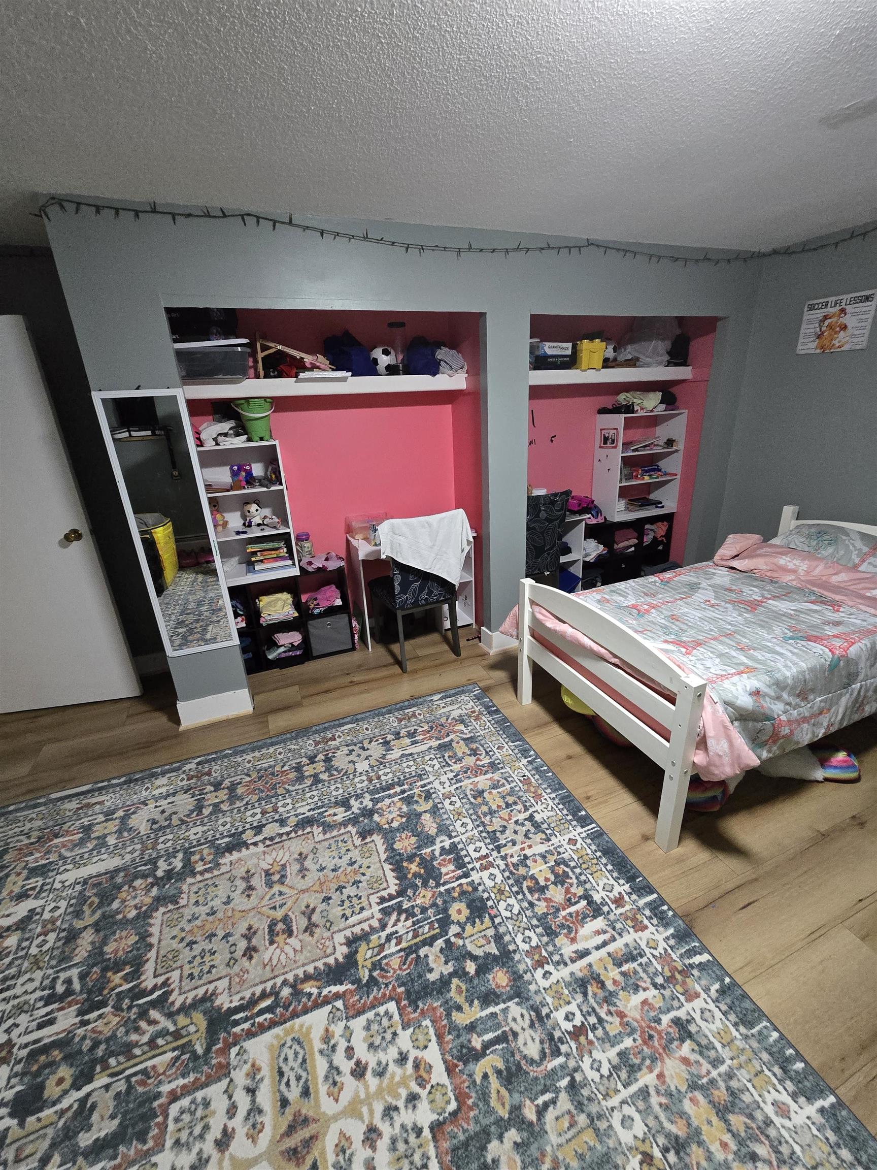 3 Pembroke Dr, Derry, NH 03038