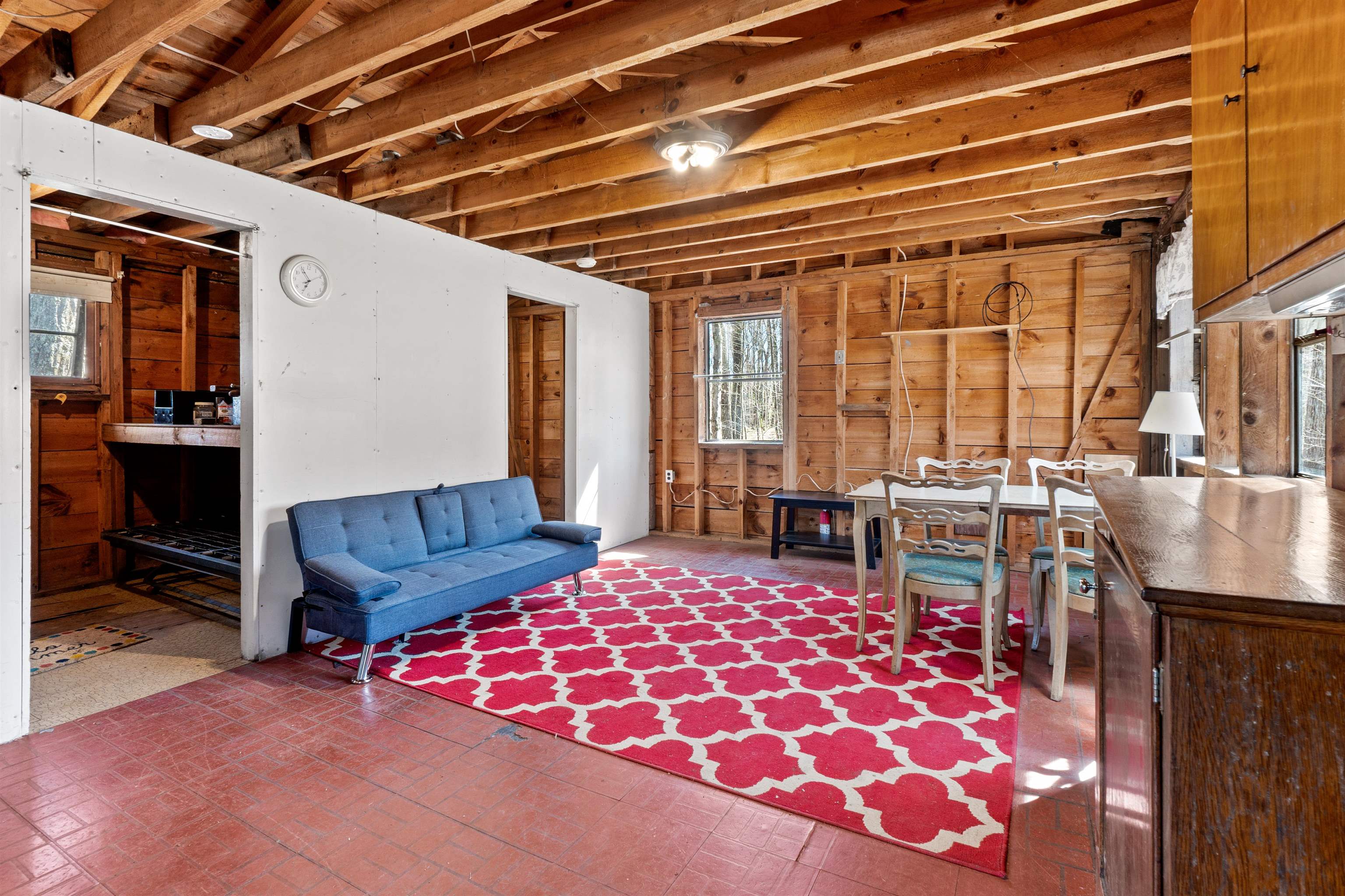 25 Mooers Rd, Nottingham, NH 03290