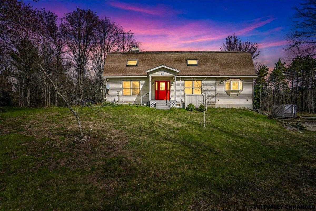 326 Lockes Hill Rd, Epsom, NH 03234