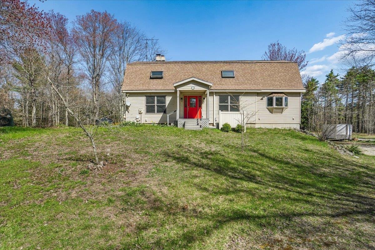 326 Lockes Hill Rd, Epsom, NH 03234