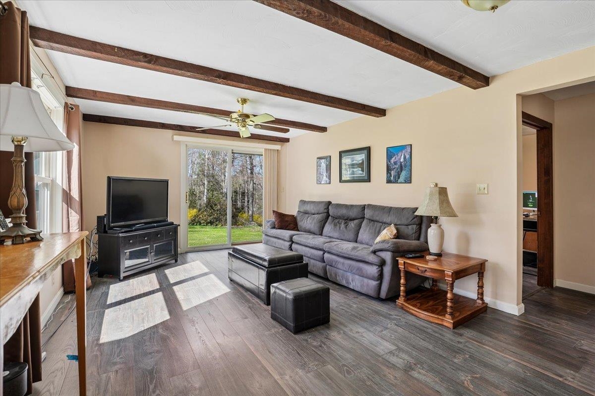 326 Lockes Hill Rd, Epsom, NH 03234