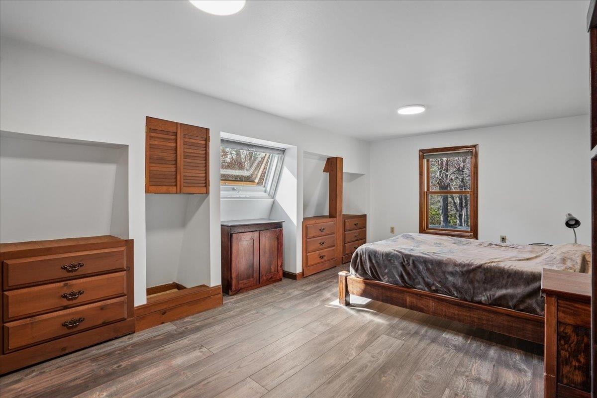 326 Lockes Hill Rd, Epsom, NH 03234