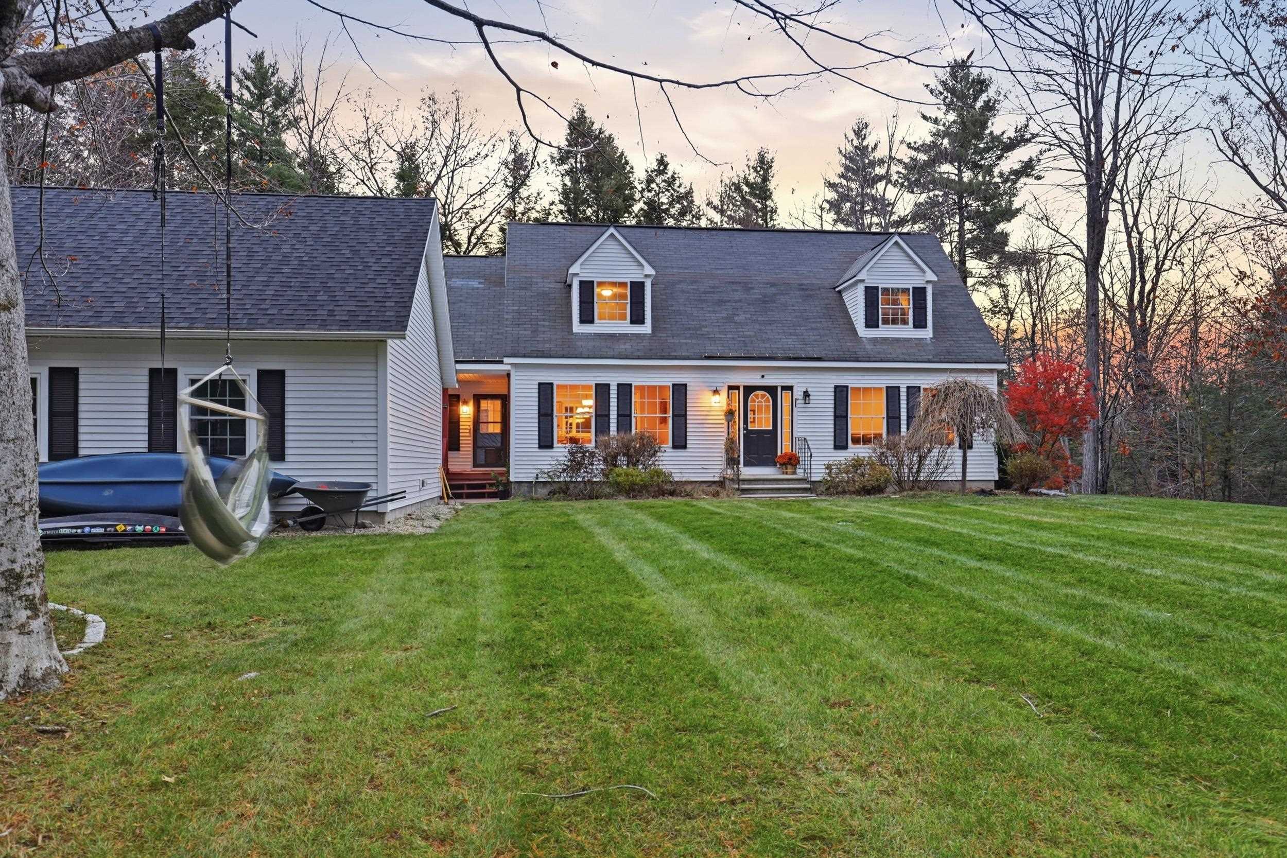 249 Cooper Hill Rd, Nottingham, NH 03290