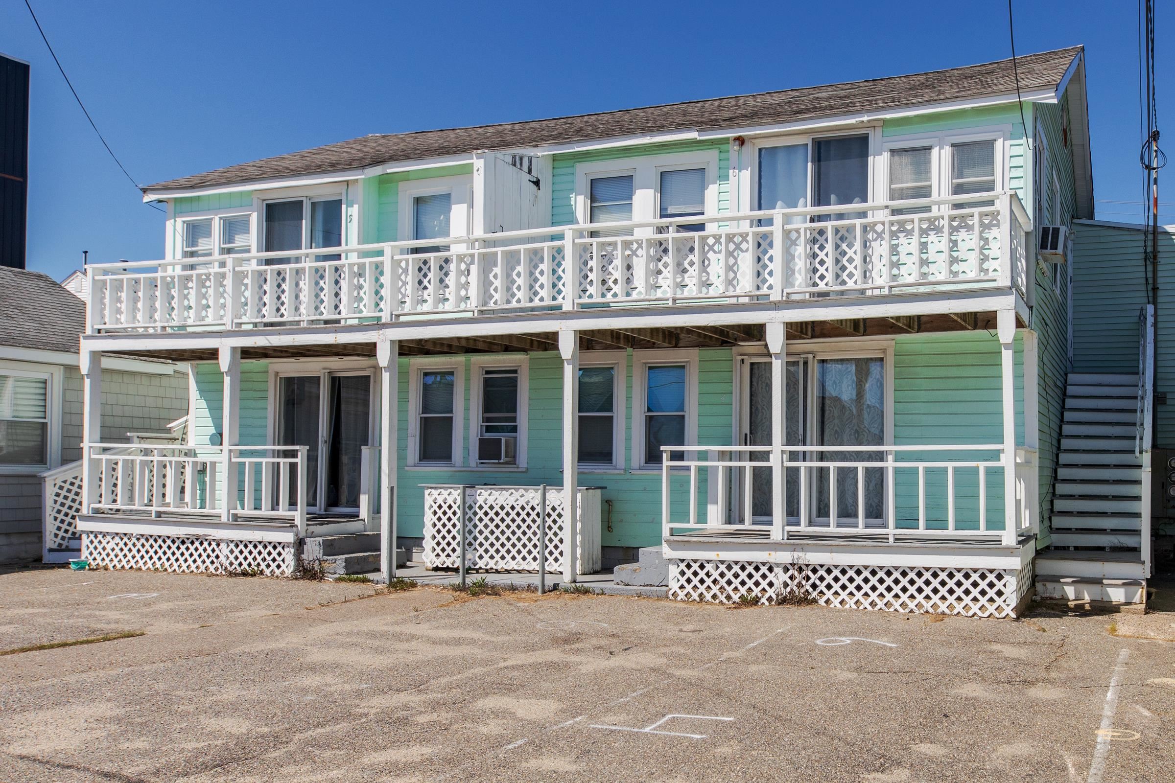 MLS 5086315: 12 Manchester Street, Hampton NH