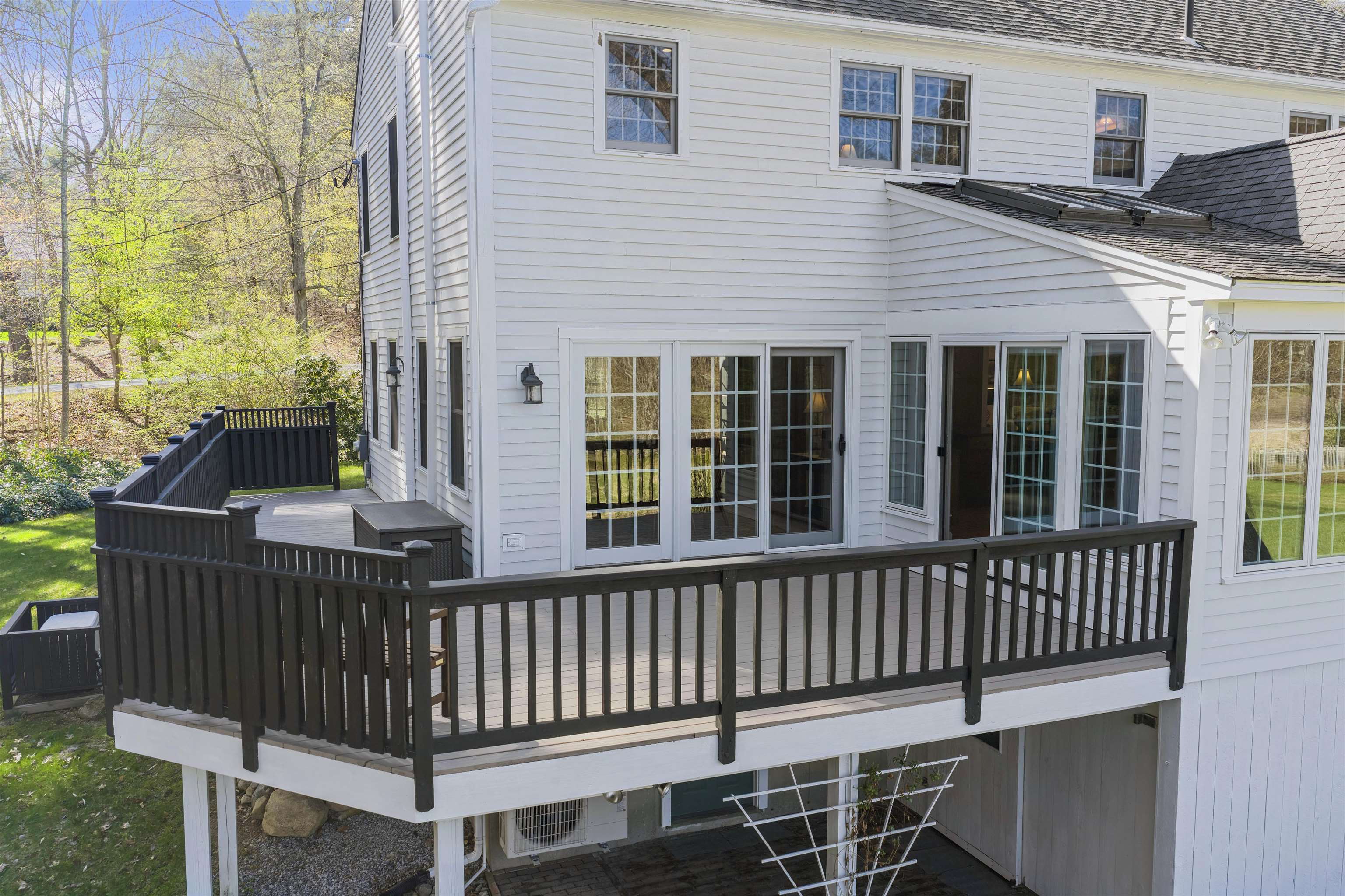 12 Candlewood Dr, Amherst, NH 03031