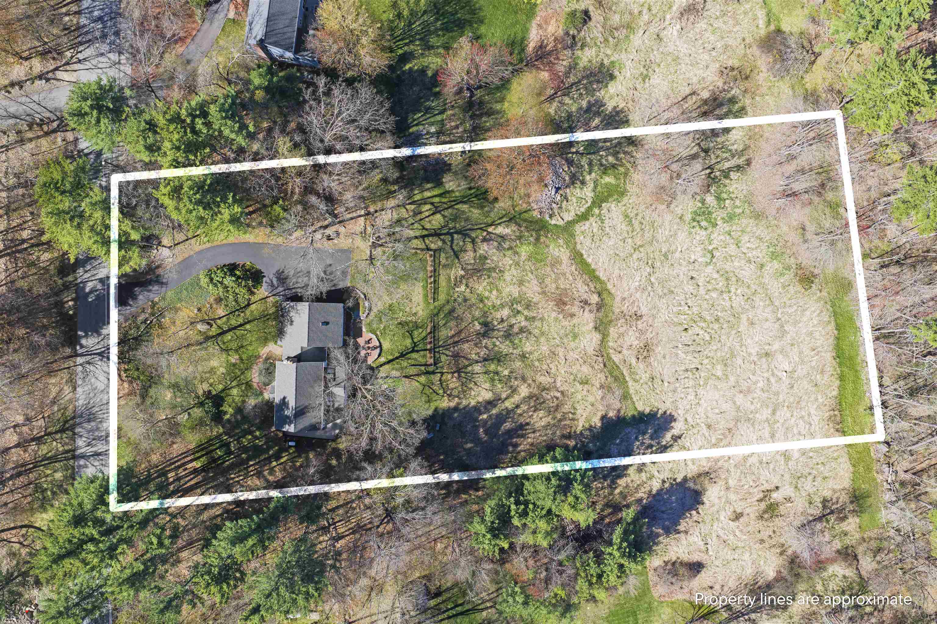 12 Candlewood Dr, Amherst, NH 03031