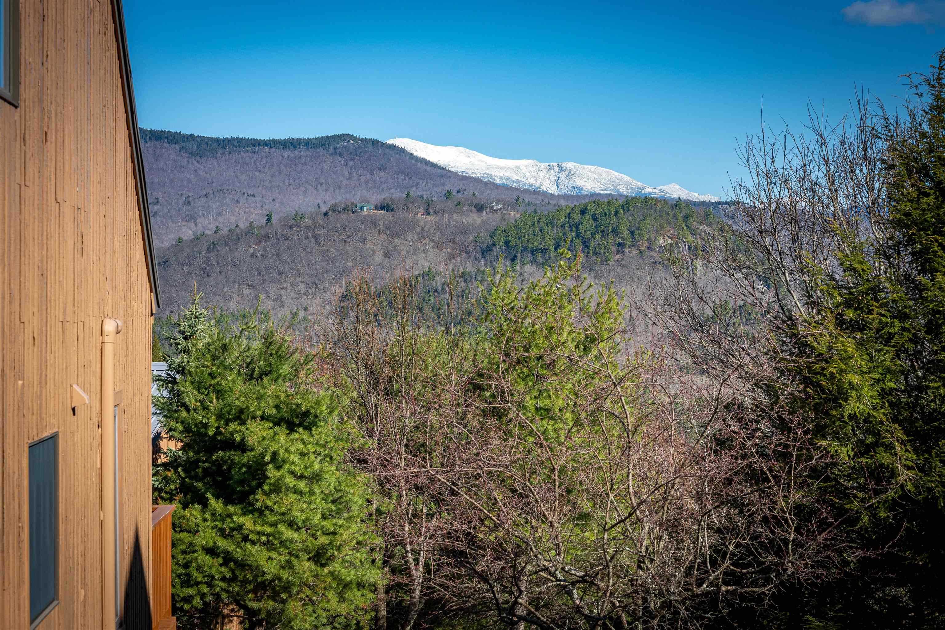 29 Attitash Woods Rd, Bartlett, NH 03812