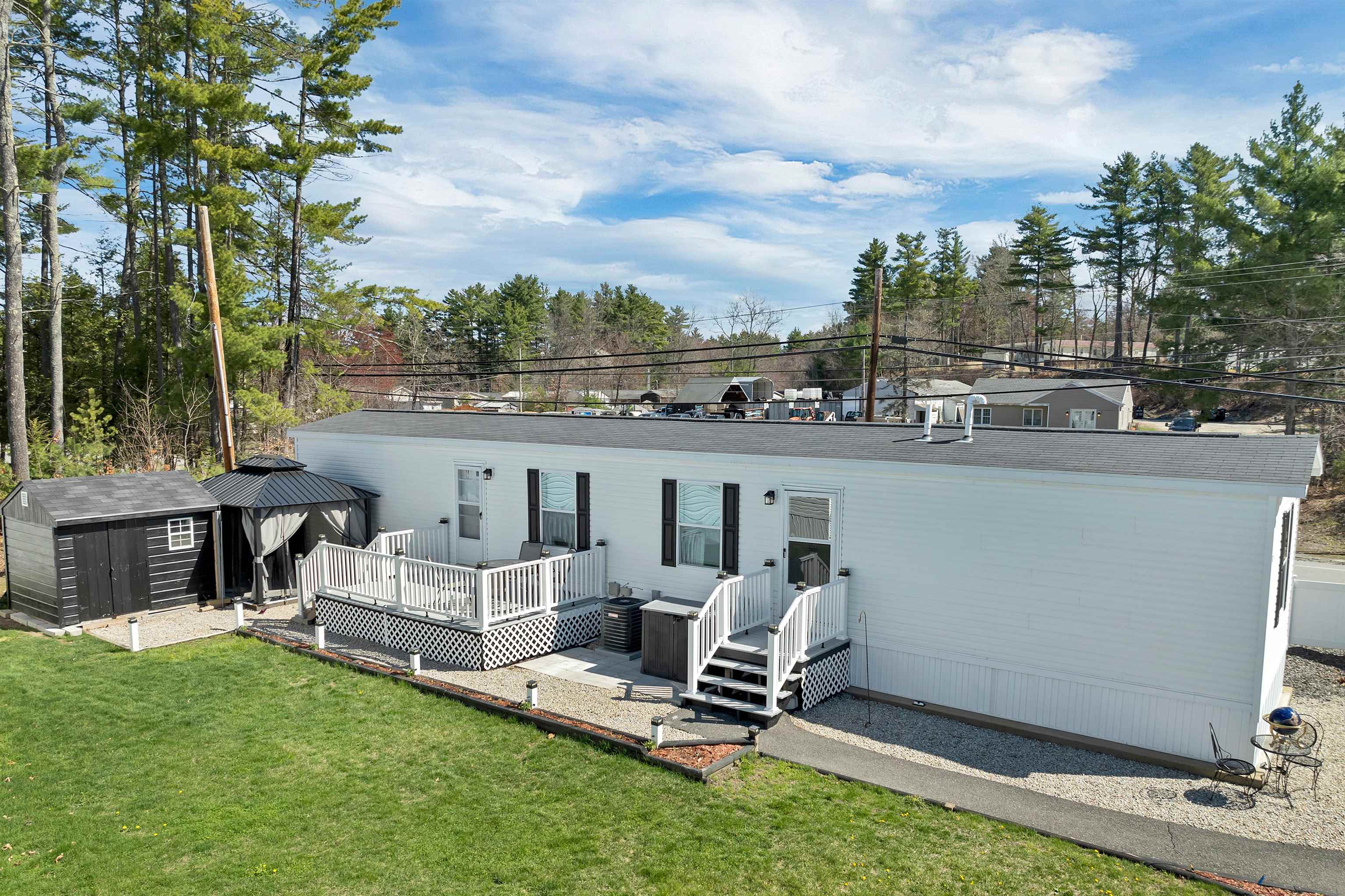 2 Atlas Pl, Derry, NH 03038