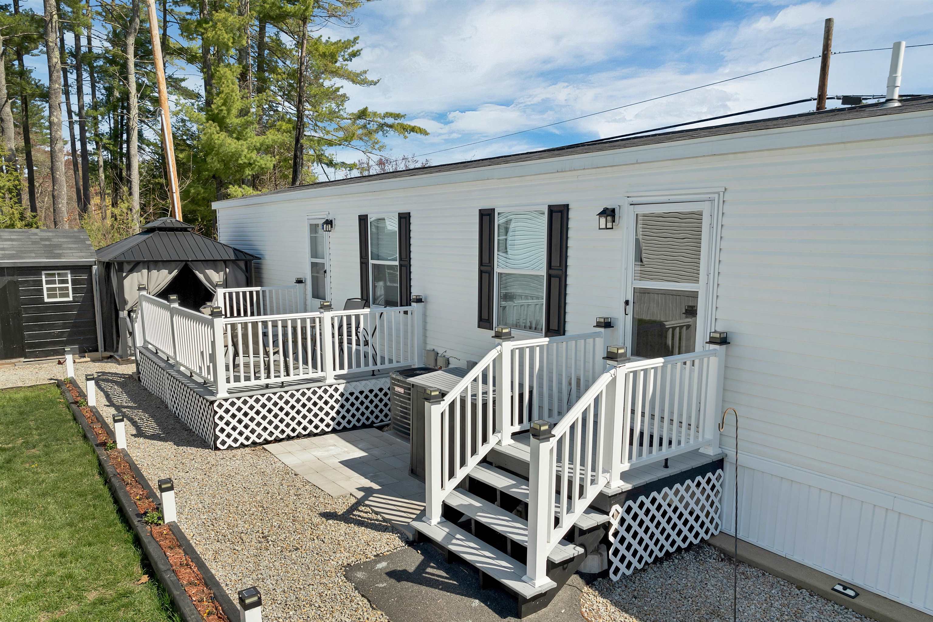 2 Atlas Pl, Derry, NH 03038