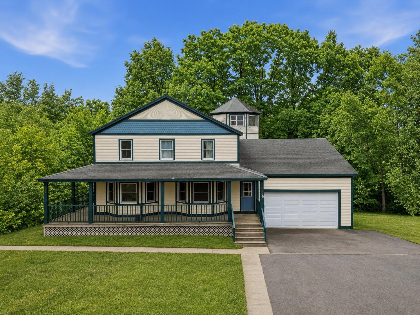 2nd image of 15 Moores Ln, Seabrook, NH 03874 | MLS# 5086345