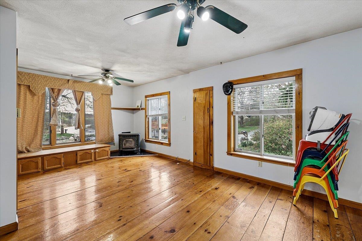1 S Policy St, Salem, NH 03079