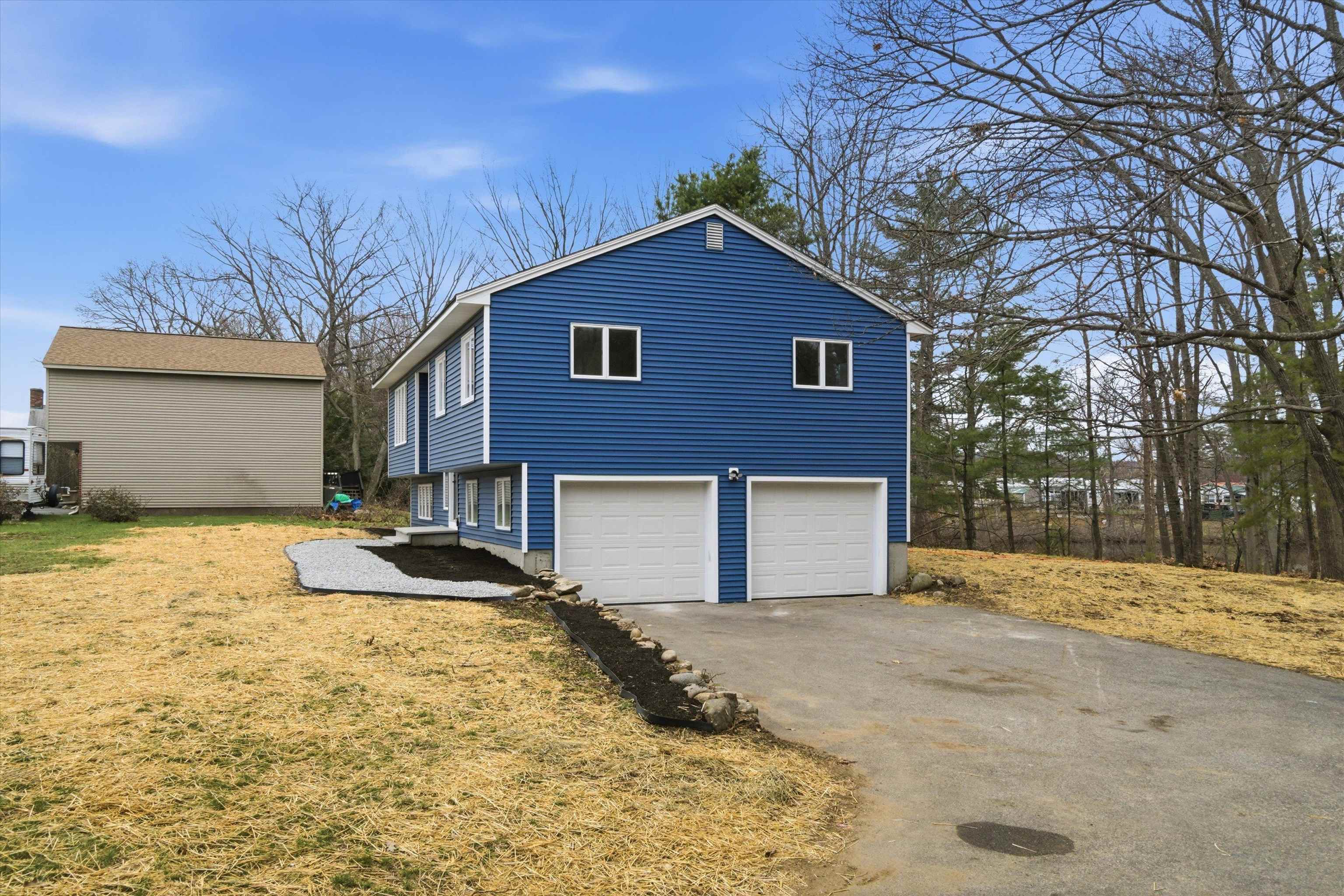 5 Saint James Ter, Rochester, NH 03867
