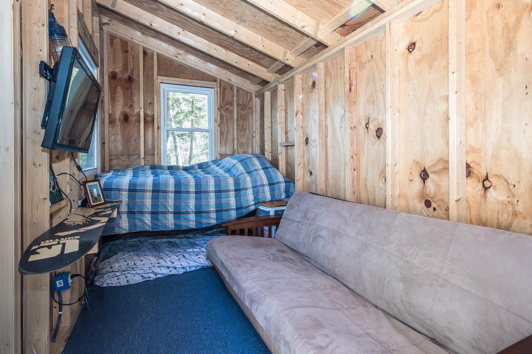 Bunkroom with Lakeview