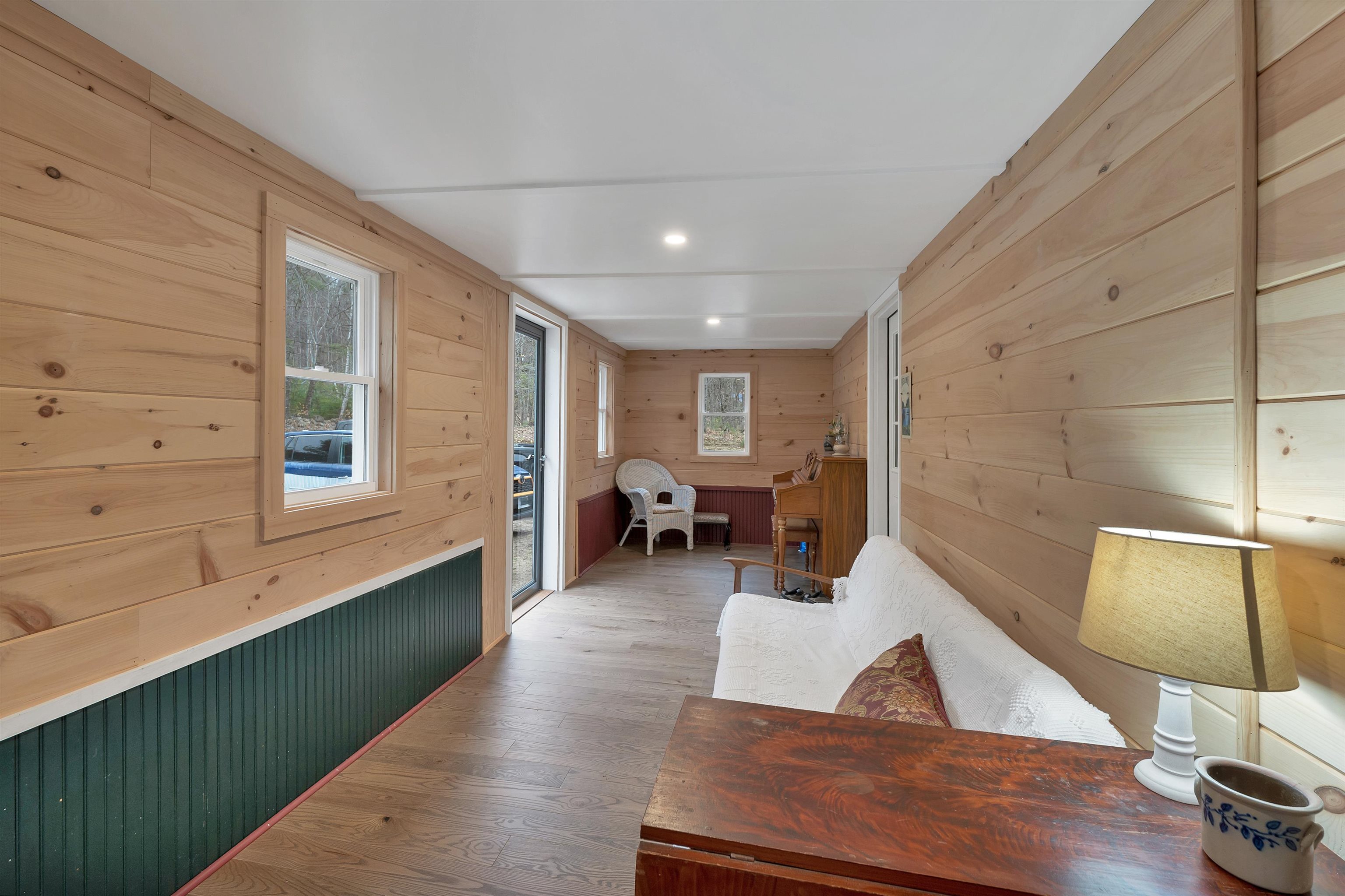 40 Emery Ln, Wakefield, NH 03830