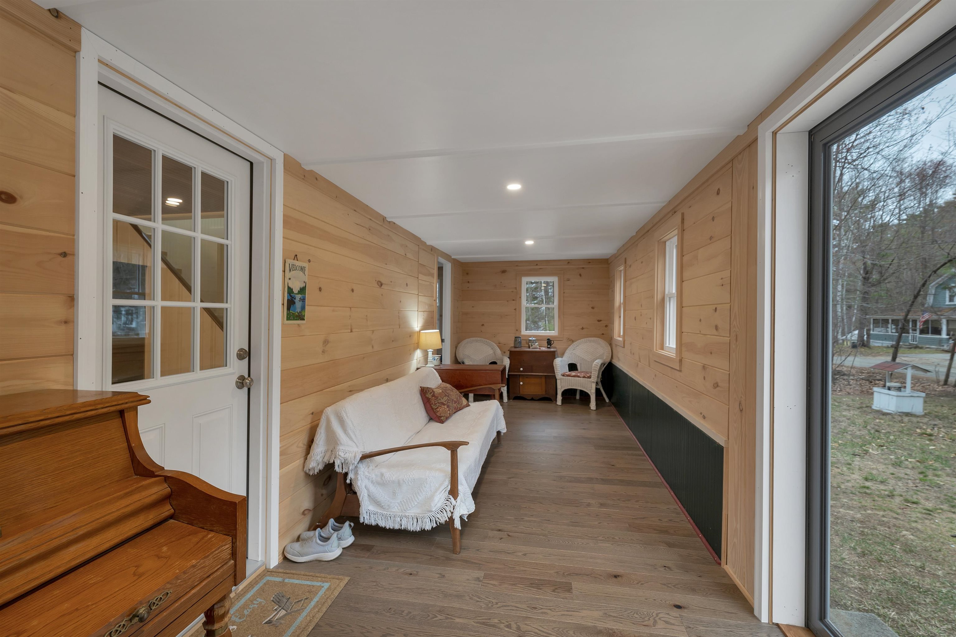 40 Emery Ln, Wakefield, NH 03830