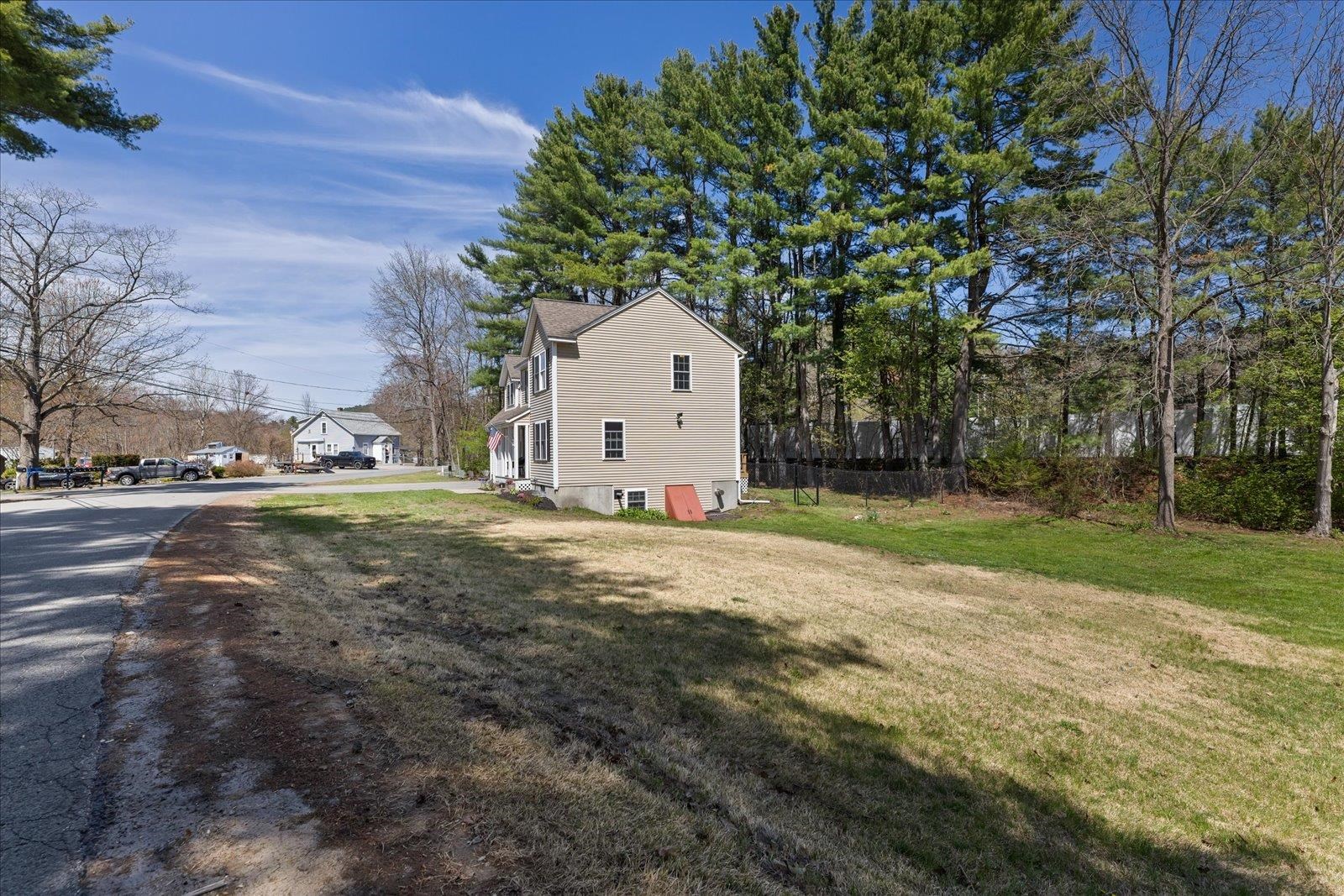 12 Pasture Rd, Swanzey, NH 03431