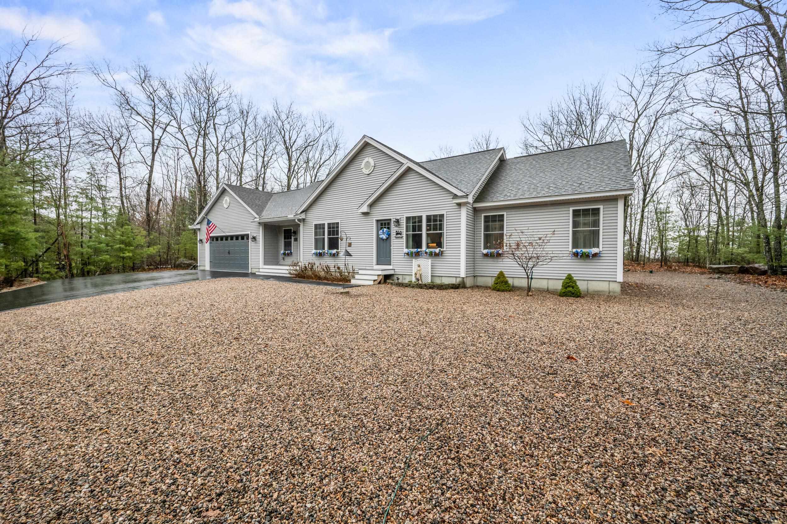 15 Wintergreen Ridge Road — photo 2