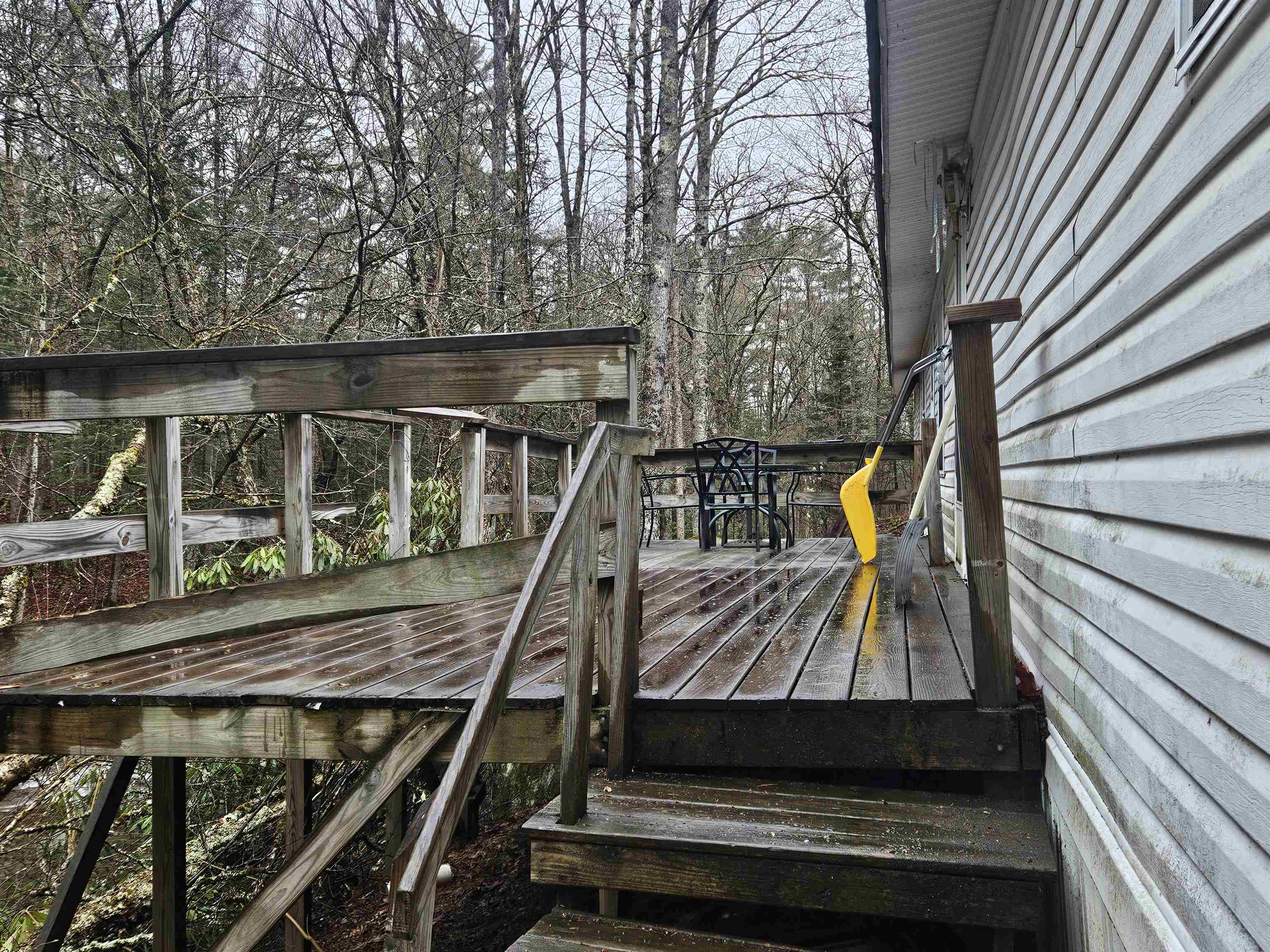 413 Pettyboro Rd, Lyman, NH 03585
