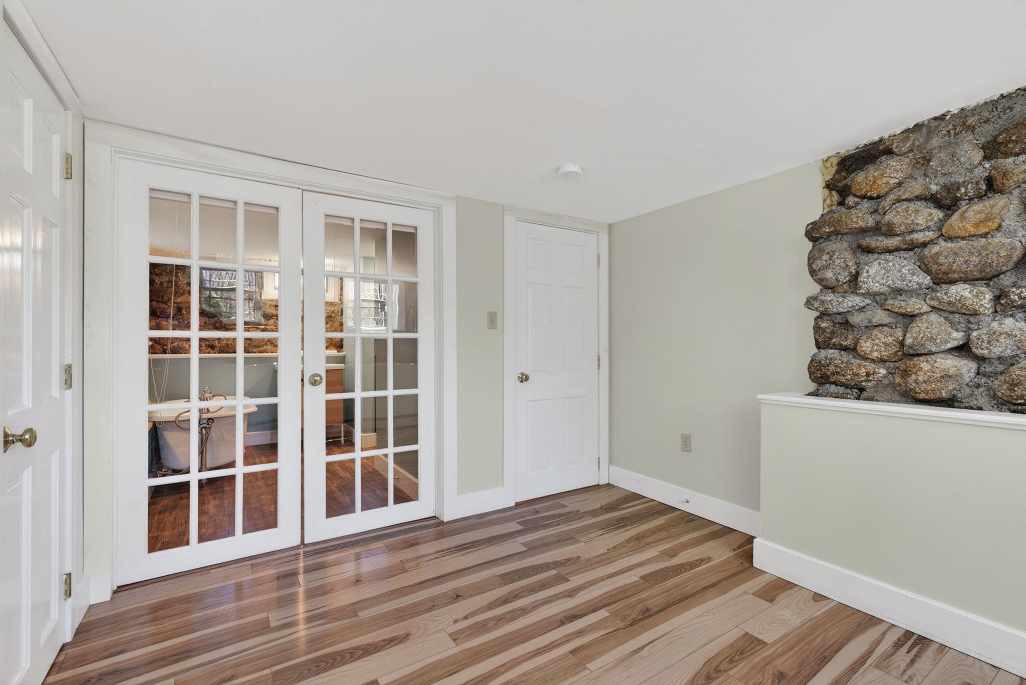 8 Tarbell Rd, Peterborough, NH 03458