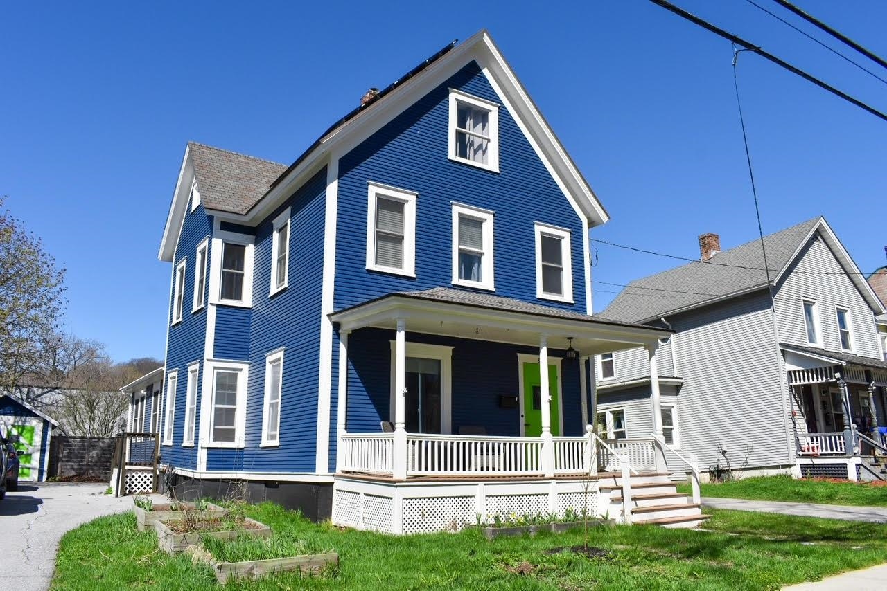 83 Baxter St, Rutland Town, VT 05701