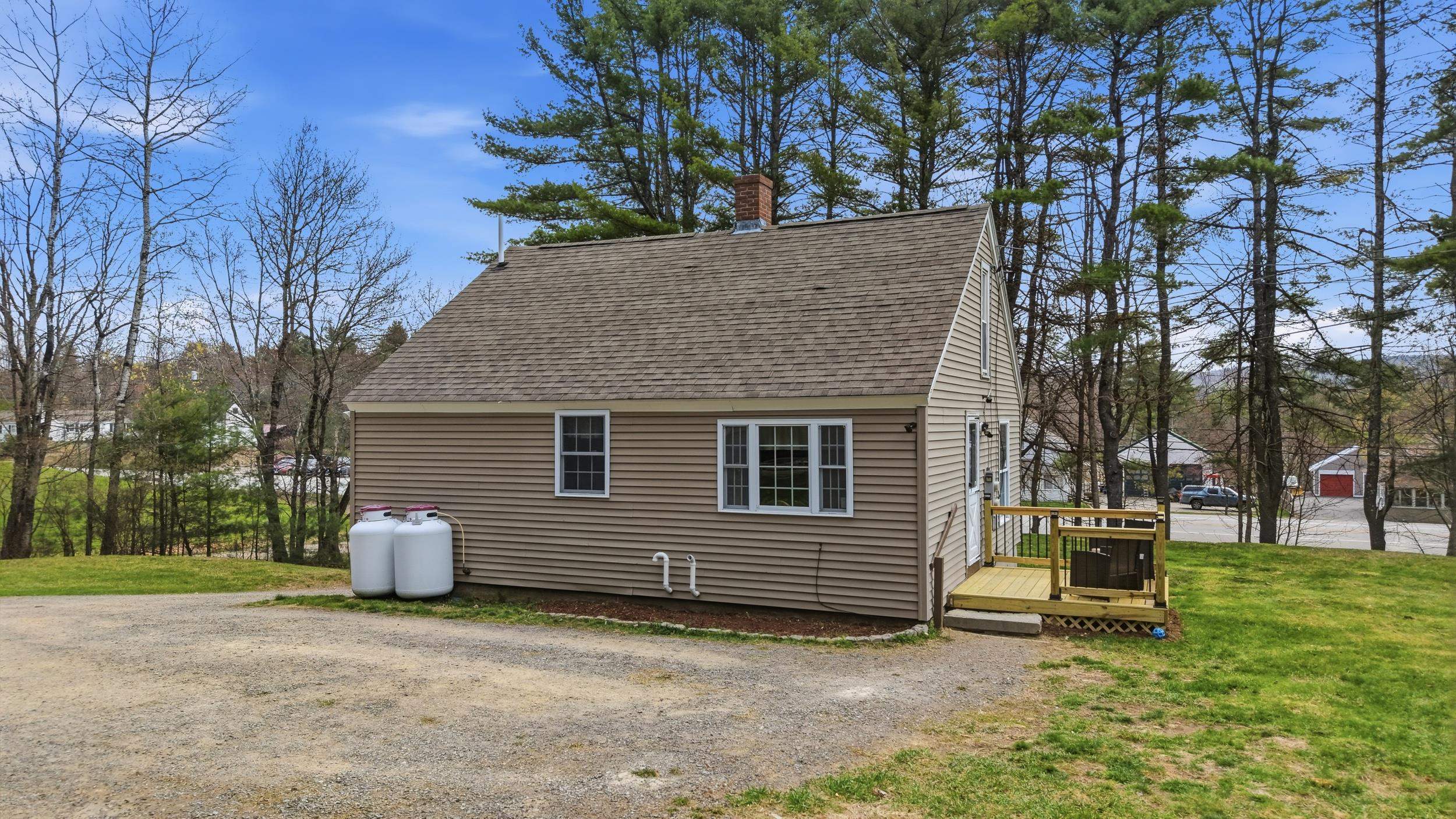 369 Suncook Valley Rd, Chichester, NH 03258