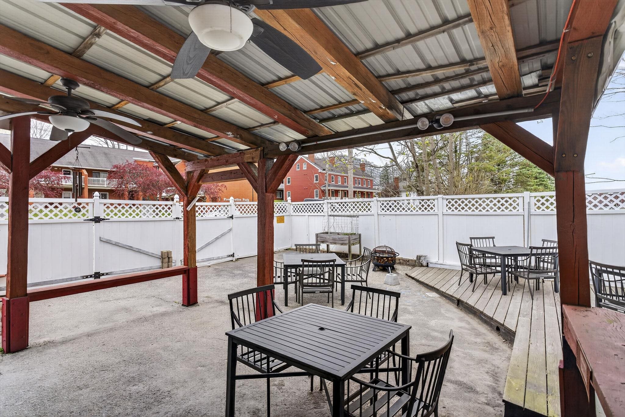 192 Main St, Somersworth, NH 03878