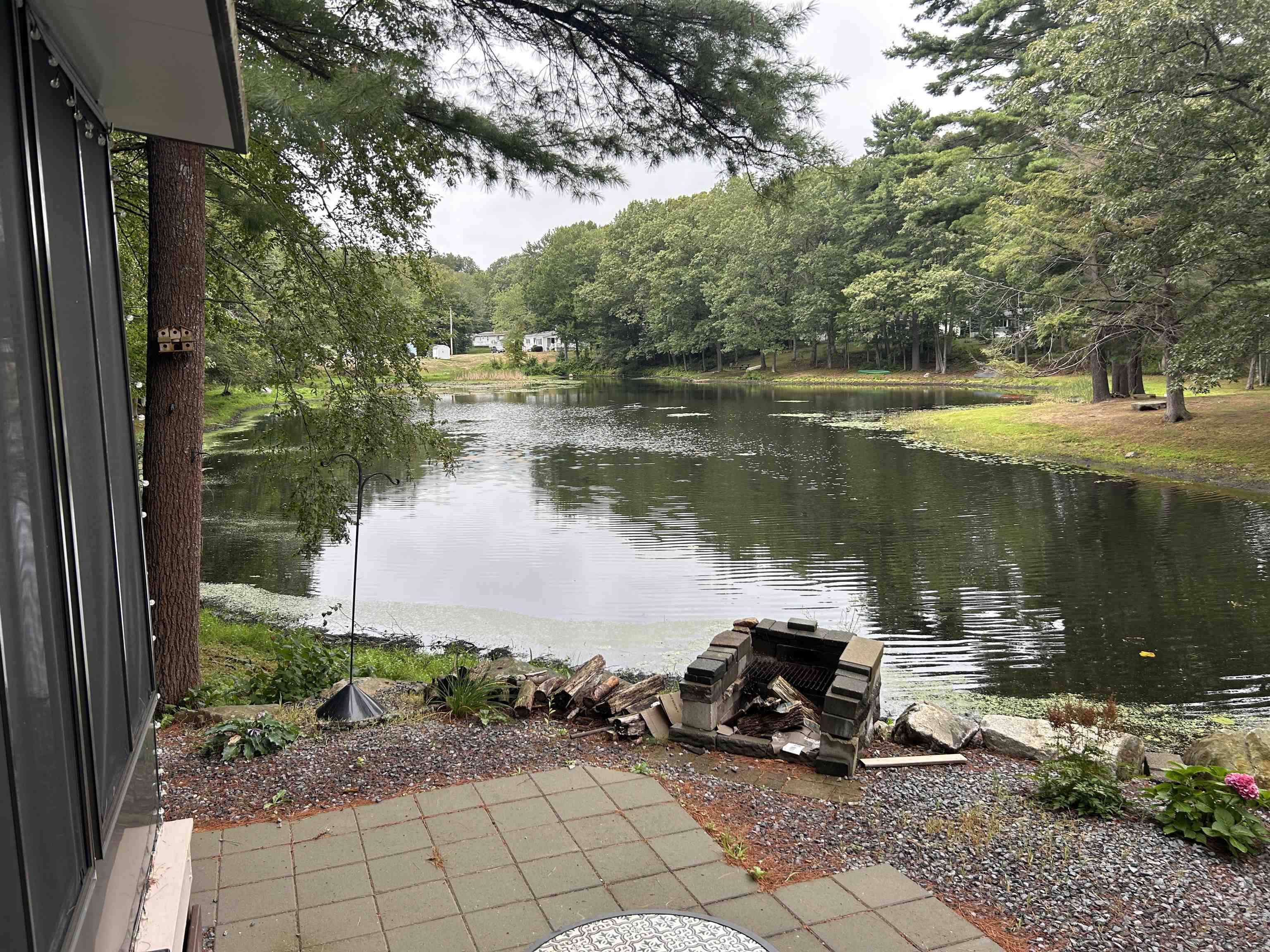 24 Amy Ln, Hampstead, NH 03841