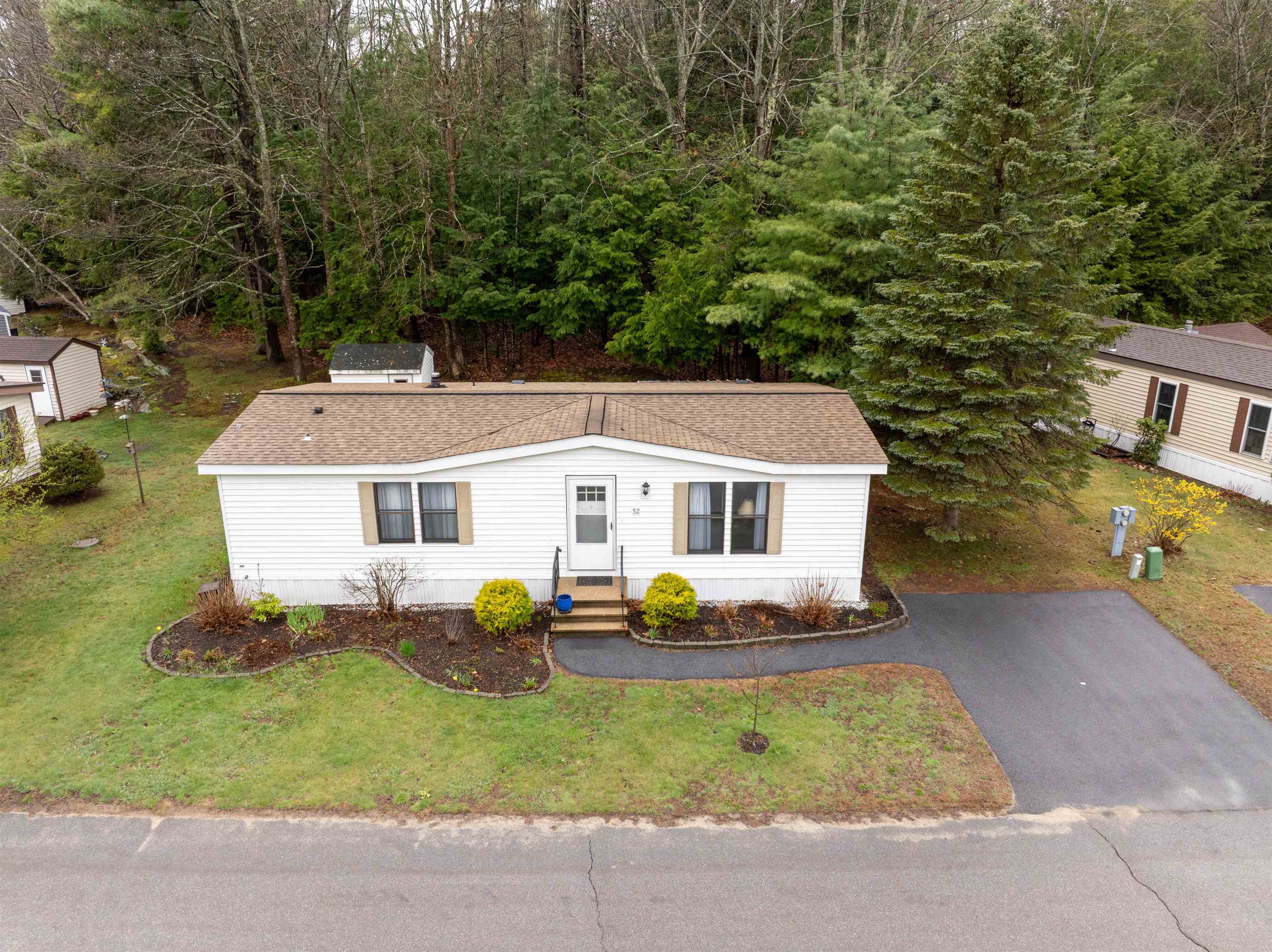 52 Monadnock Dr, Rochester, NH 03867