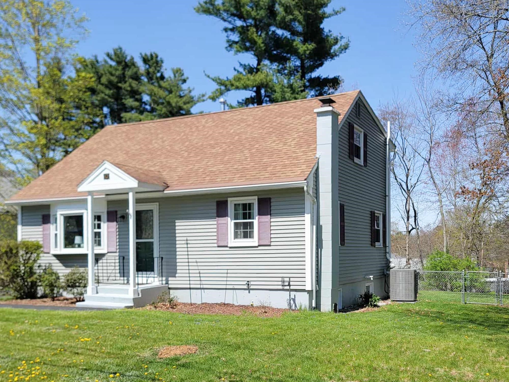 10 Cambridge Rd, Nashua, NH 03062
