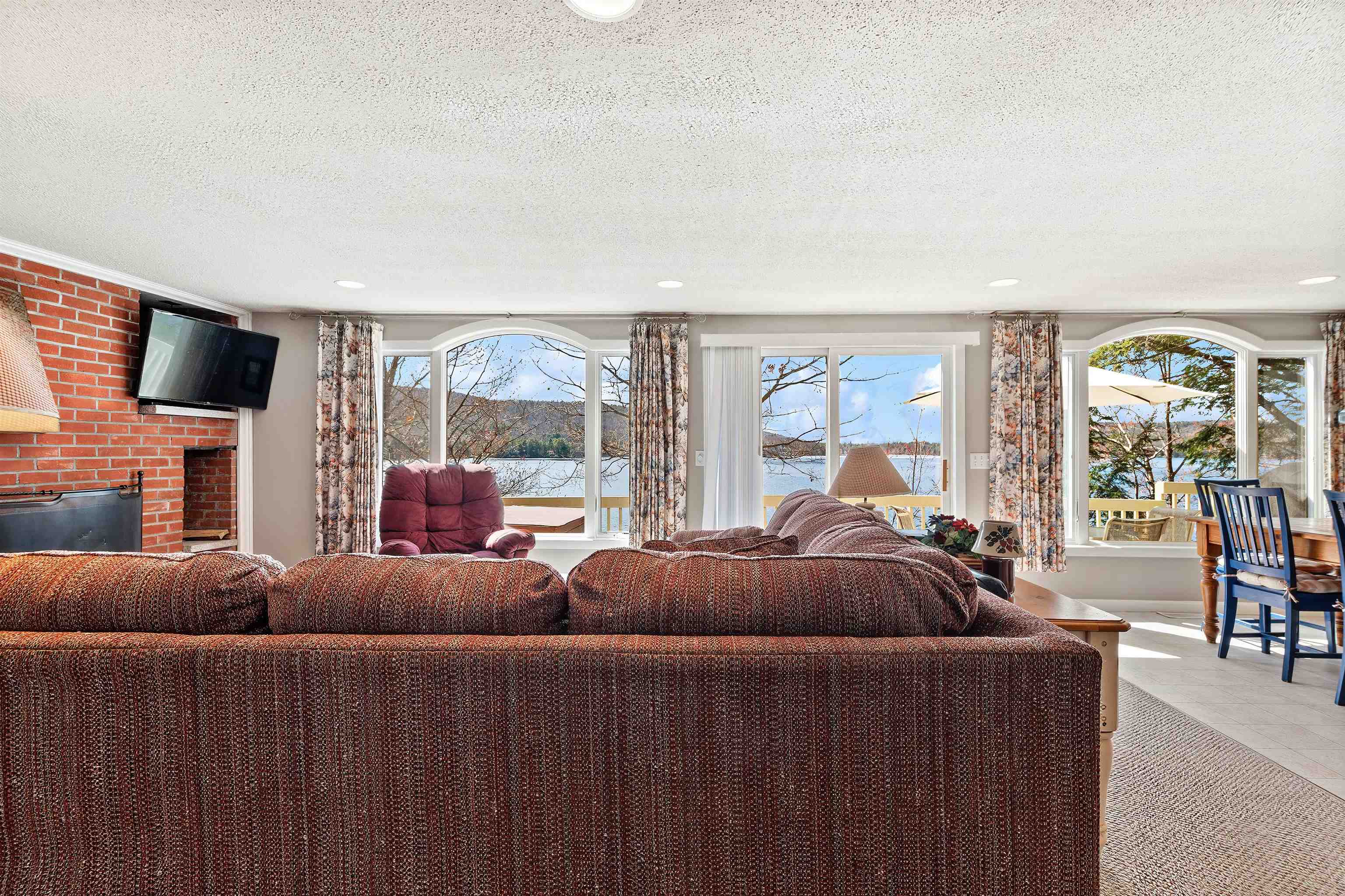  25158042