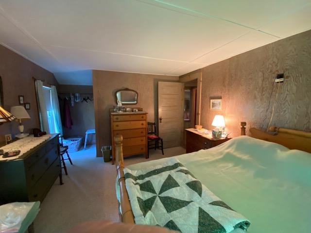 Larger bedroom different angle 25114829