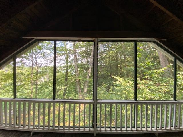 Guest Cottage porch 25114838