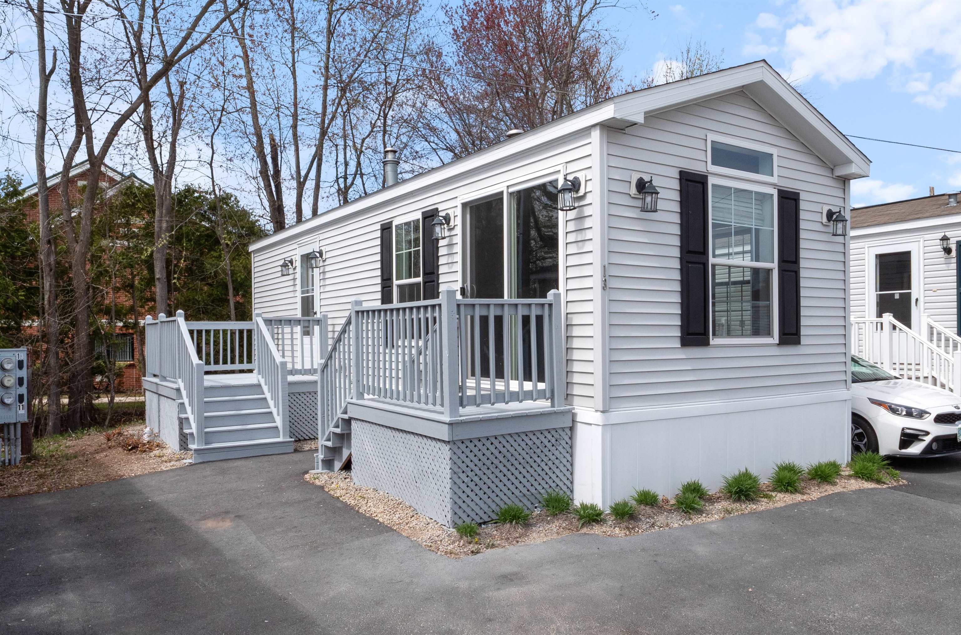 13 Brookwood Dr, Salem, NH 03079
